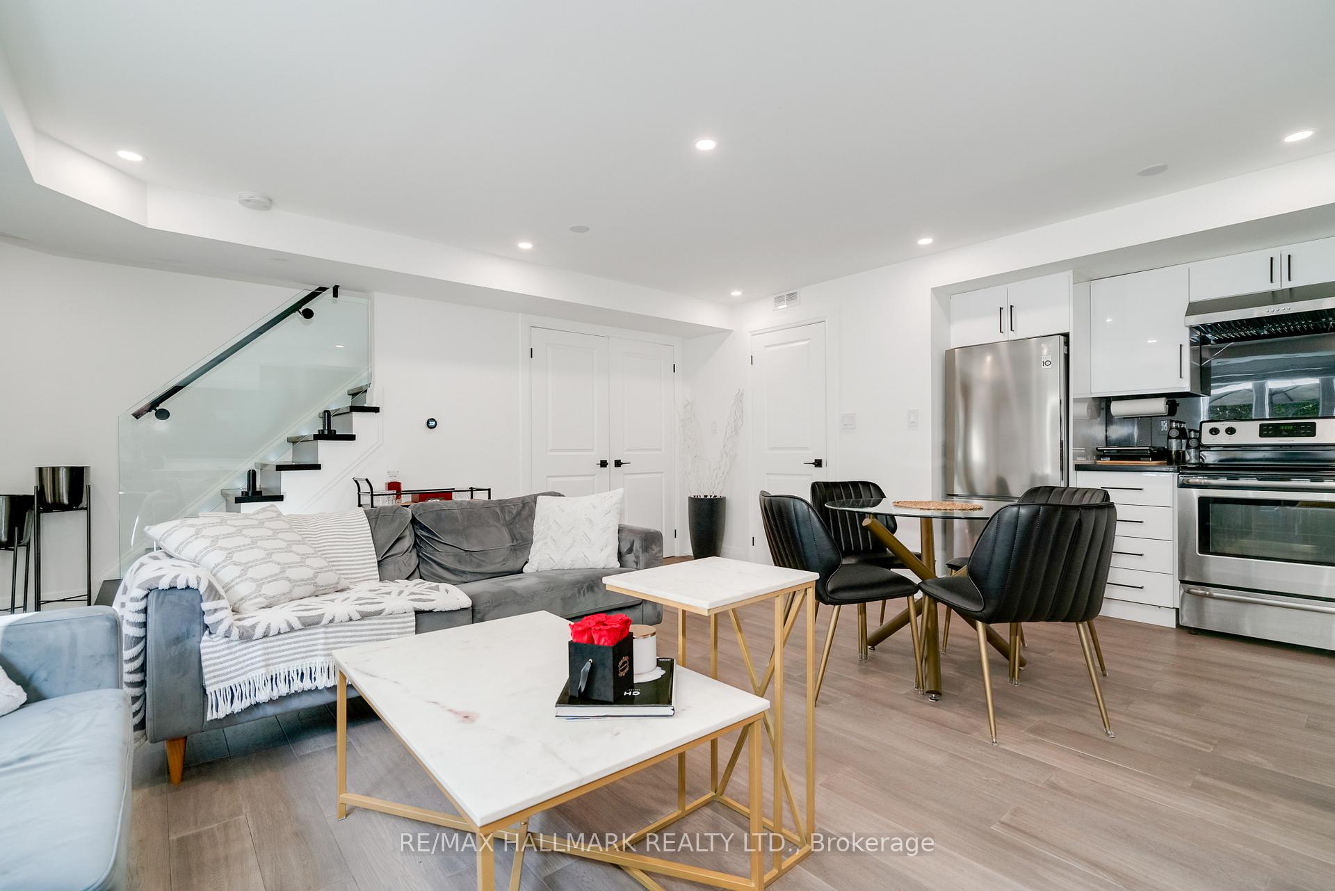 Photo 5 of Unit 129, 11 Foundry Avenue, Toronto, Dovercourt-Wallace Emerson-Junction — HOMEH