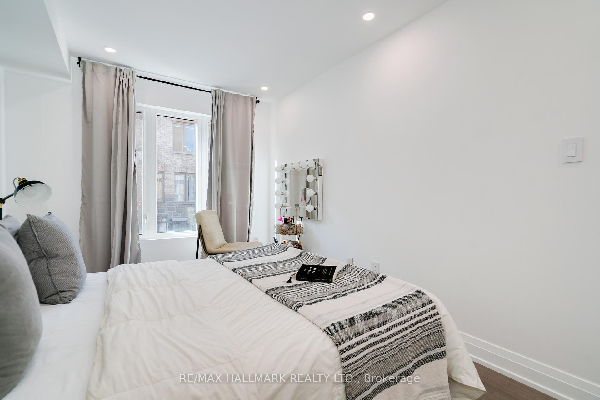 Photo 17 of Unit 129, 11 Foundry Avenue, Toronto, Dovercourt-Wallace Emerson-Junction — HOMEH