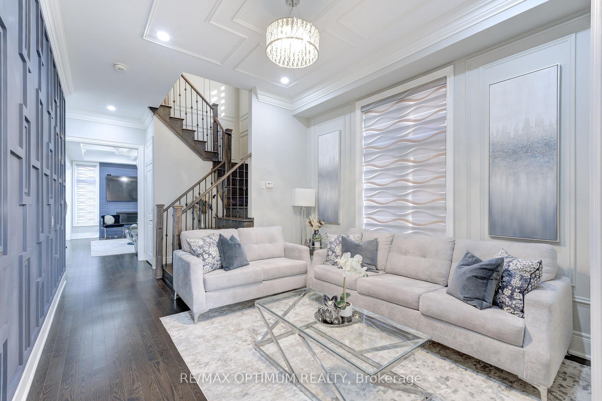 Photo 4 of 8 Lyle Way, Brampton, Credit Valley — HOMEH