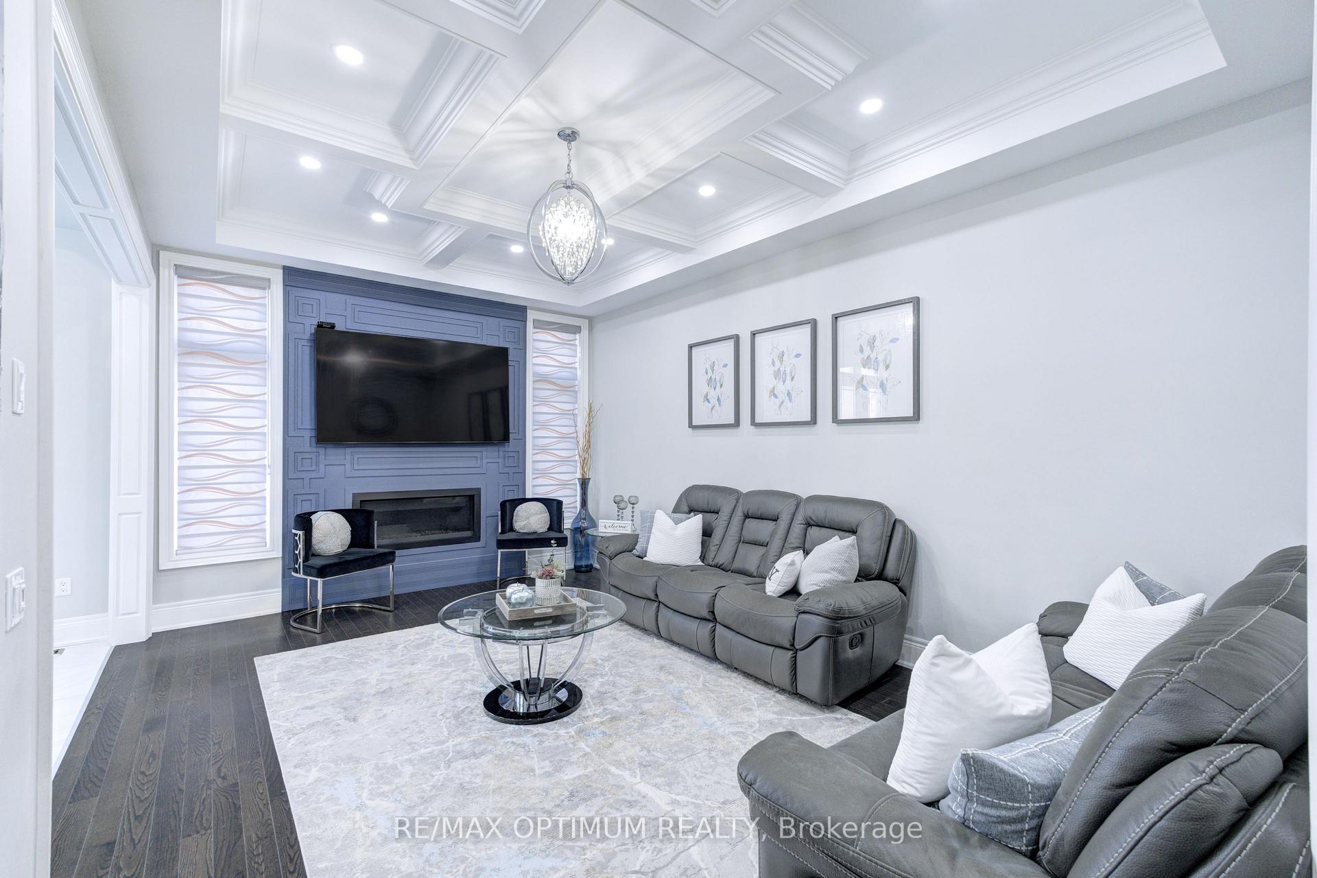 Photo 7 of 8 Lyle Way, Brampton, Credit Valley — HOMEH