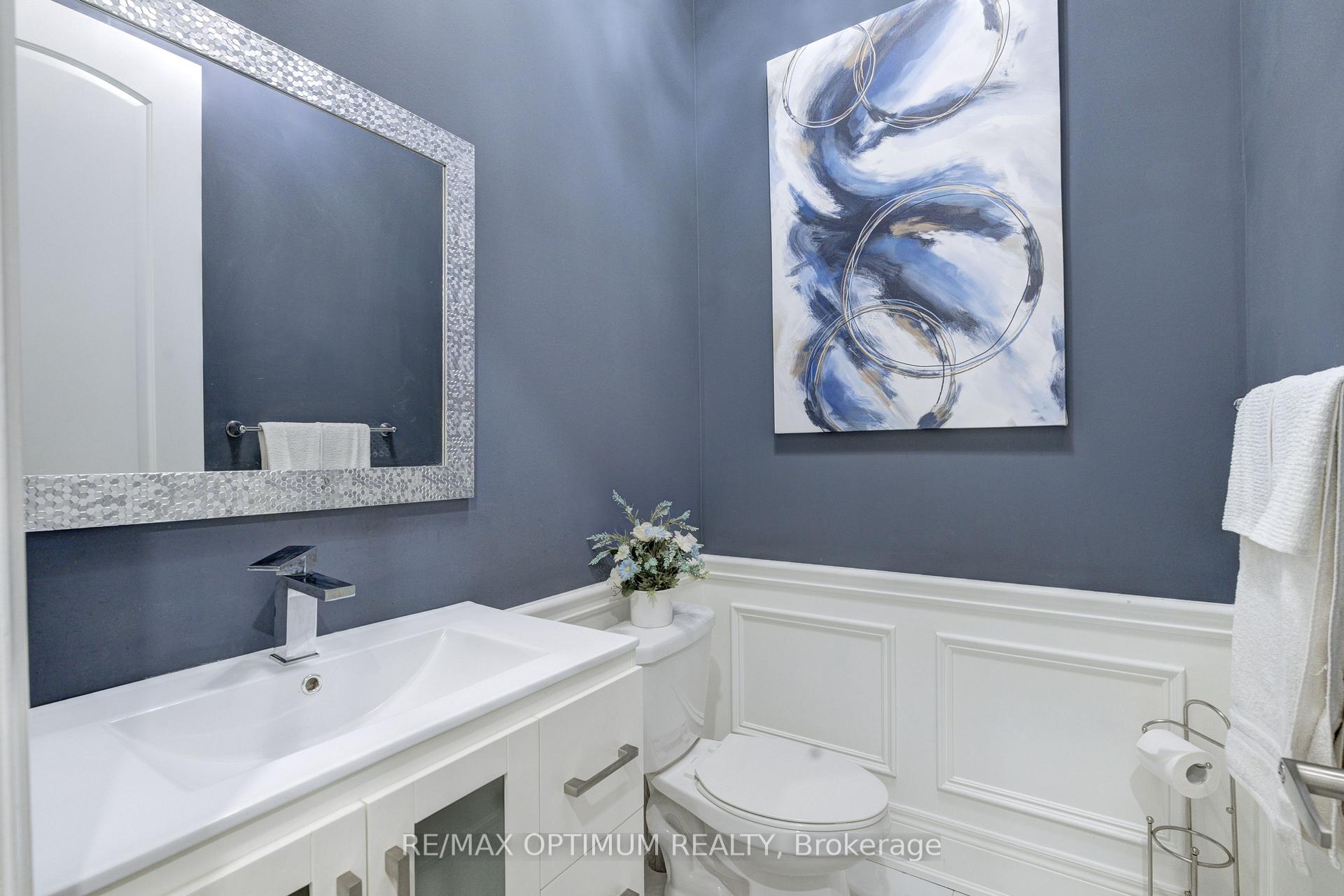 Photo 15 of 8 Lyle Way, Brampton, Credit Valley — HOMEH