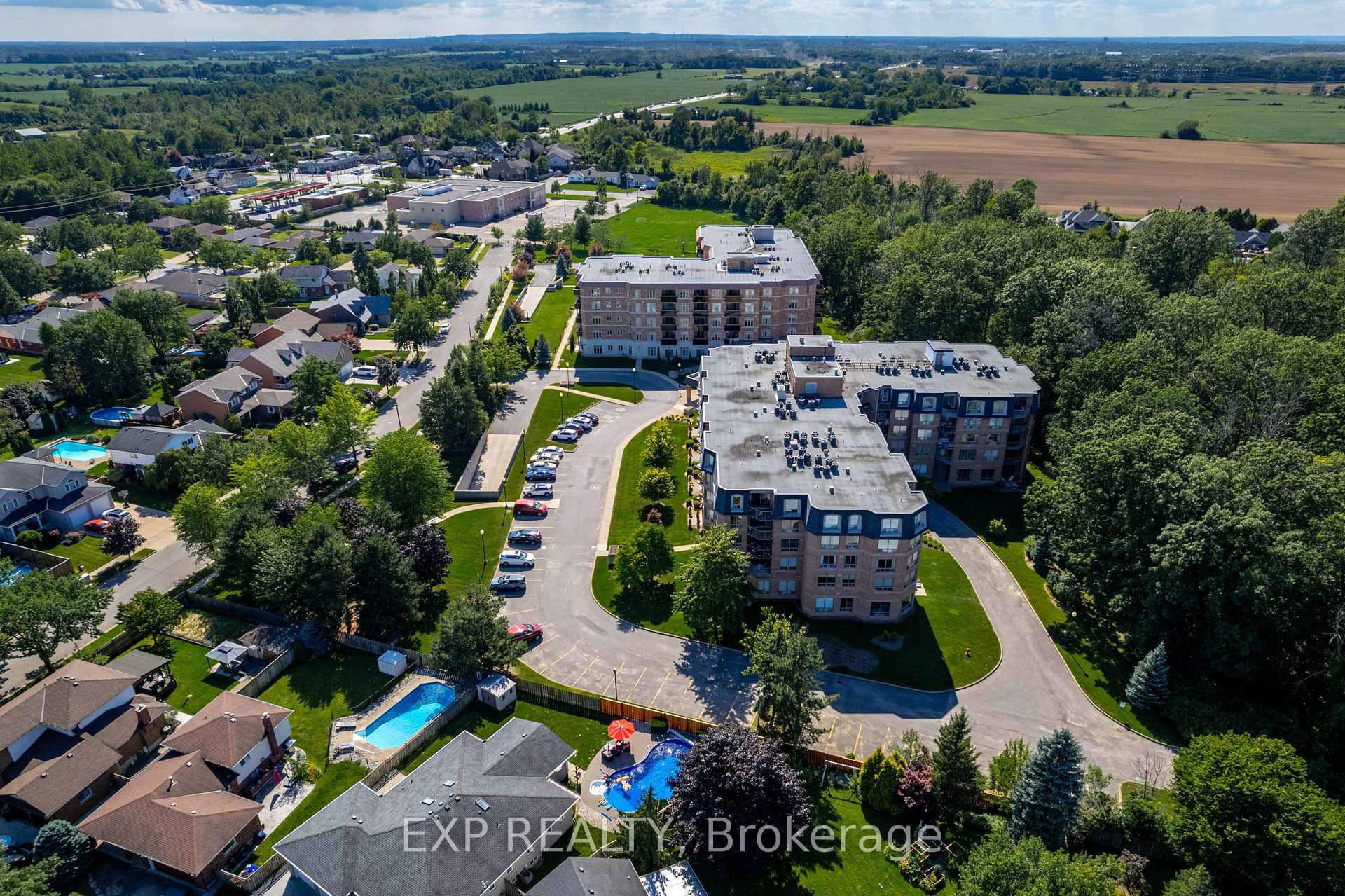 Photo 26 of Unit 227, 8111 Forest Glen Drive, Niagara Falls, Mt. Carmel — HOMEH