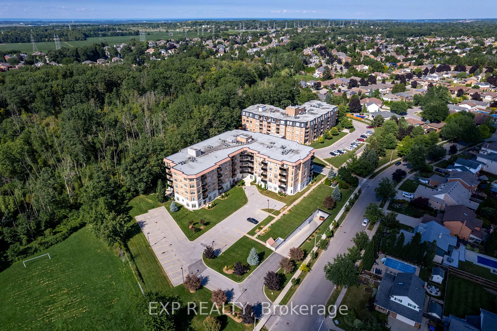 Photo 29 of Unit 227, 8111 Forest Glen Drive, Niagara Falls, Mt. Carmel — HOMEH