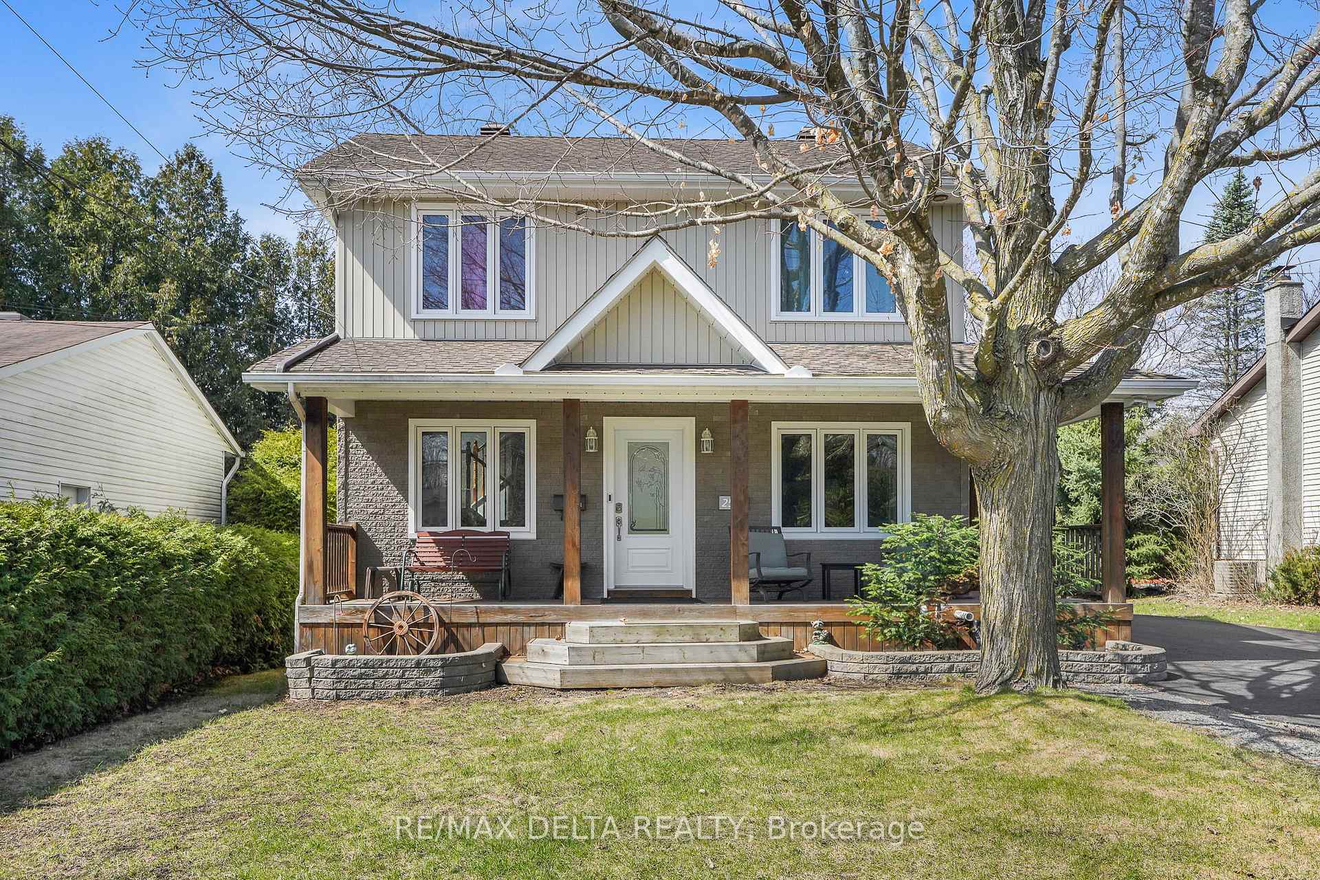 Photo 2 of 2567 Cleroux Crescent, Ottawa, Blackburn Hamlet (South) — HOMEH
