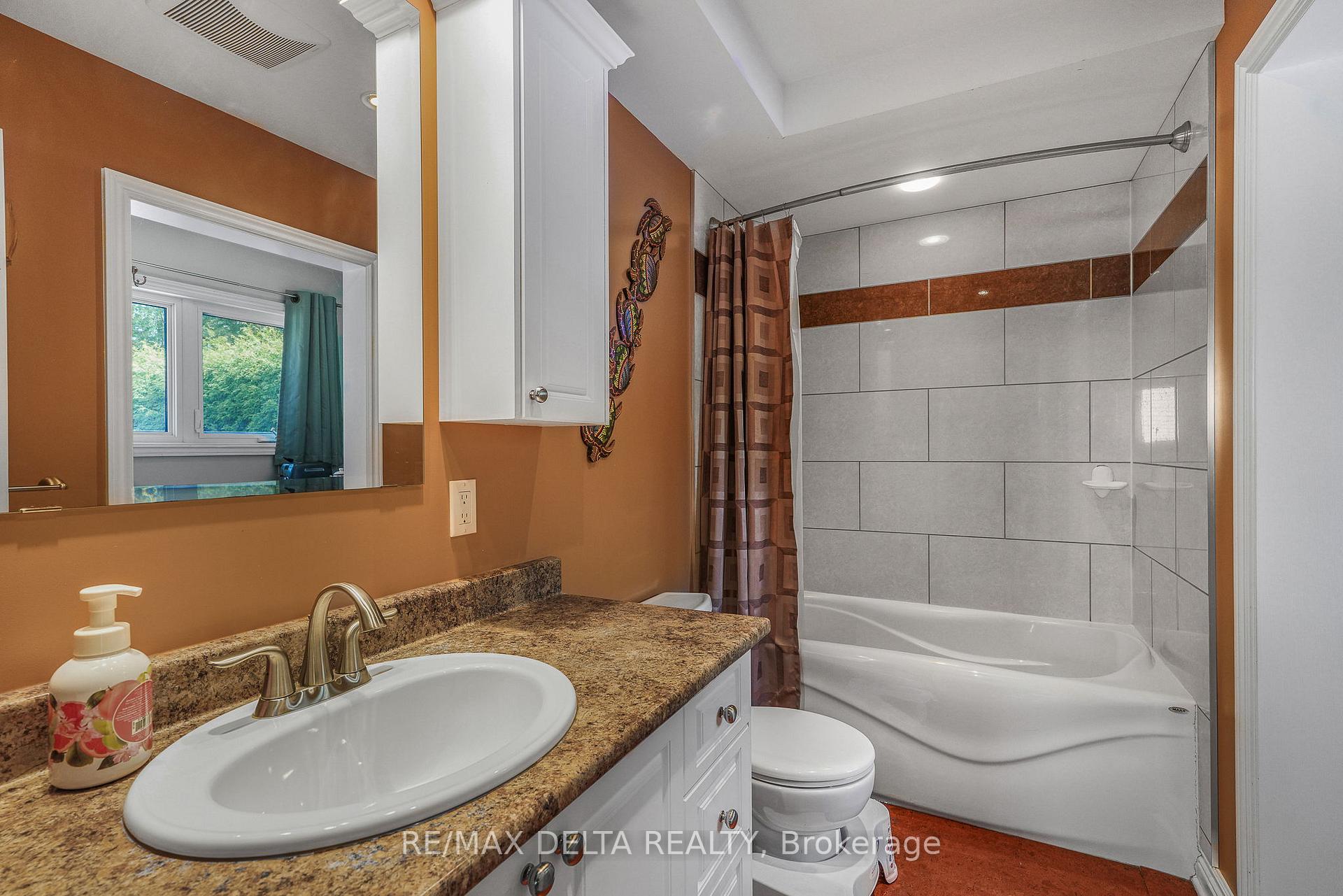 Photo 14 of 2567 Cleroux Crescent, Ottawa, Blackburn Hamlet (South) — HOMEH