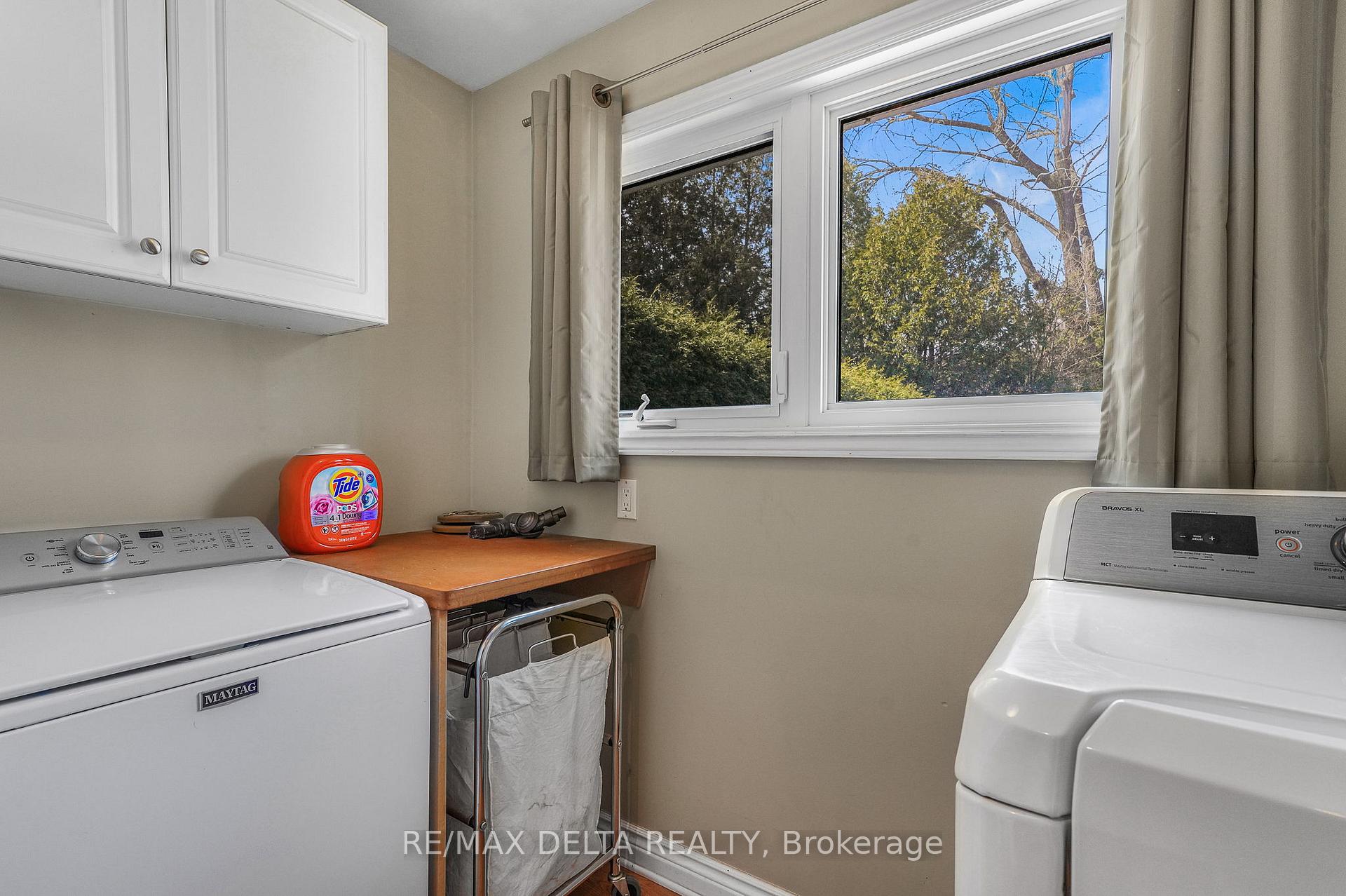 Photo 15 of 2567 Cleroux Crescent, Ottawa, Blackburn Hamlet (South) — HOMEH