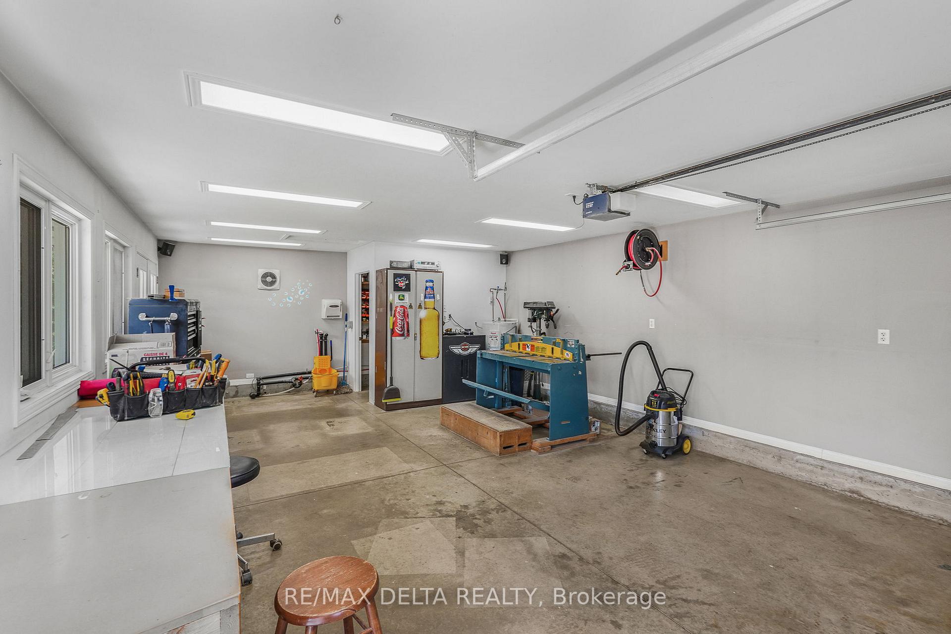 Photo 28 of 2567 Cleroux Crescent, Ottawa, Blackburn Hamlet (South) — HOMEH