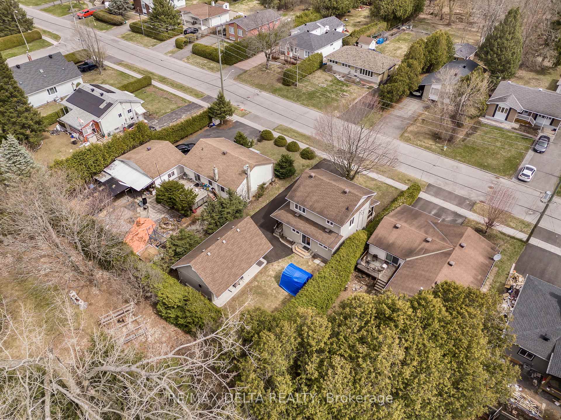 Photo 35 of 2567 Cleroux Crescent, Ottawa, Blackburn Hamlet (South) — HOMEH