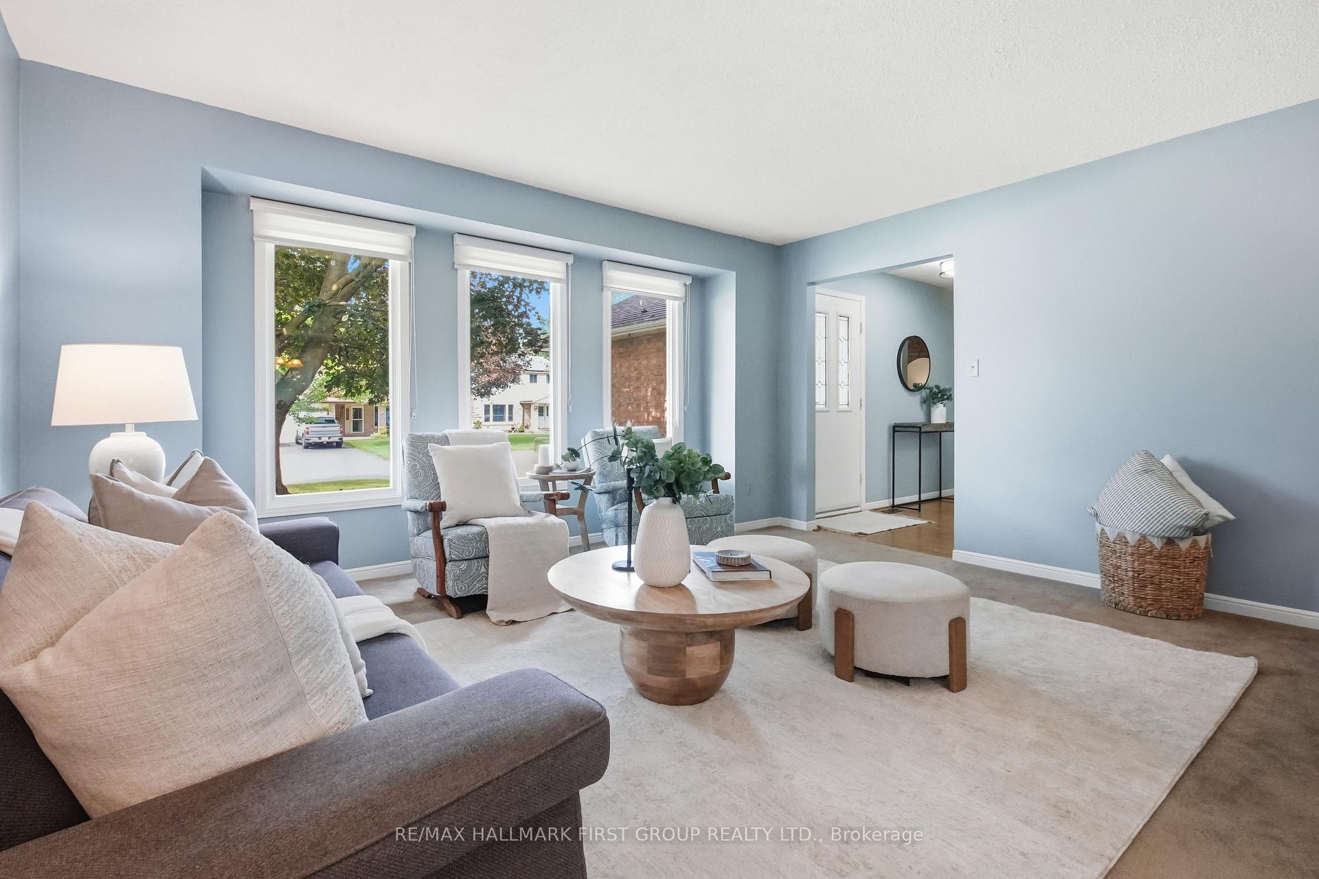 Photo 9 of 119 Frederick Street, Whitby, Blue Grass Meadows — HOMEH