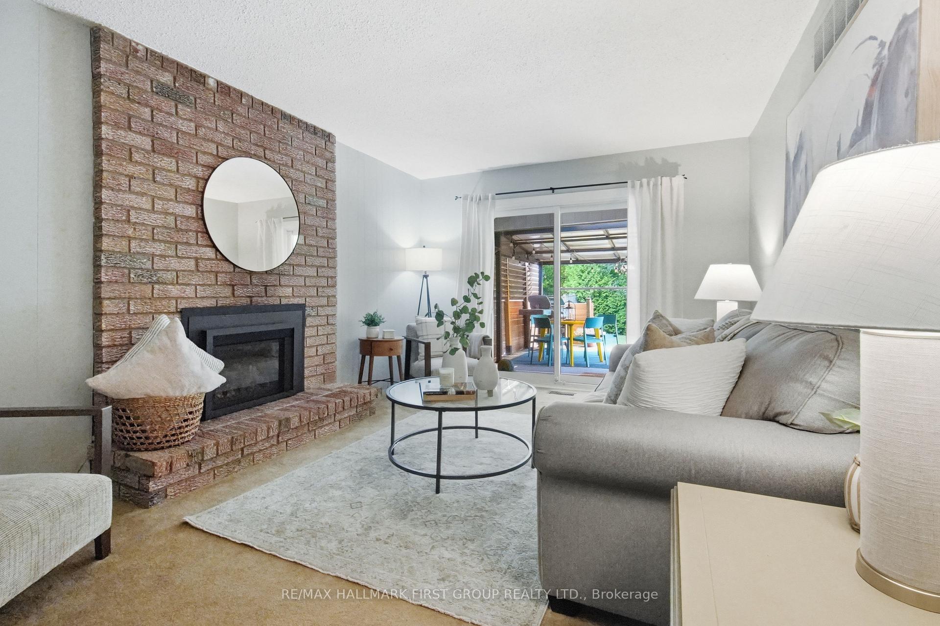 Photo 6 of 119 Frederick Street, Whitby, Blue Grass Meadows — HOMEH
