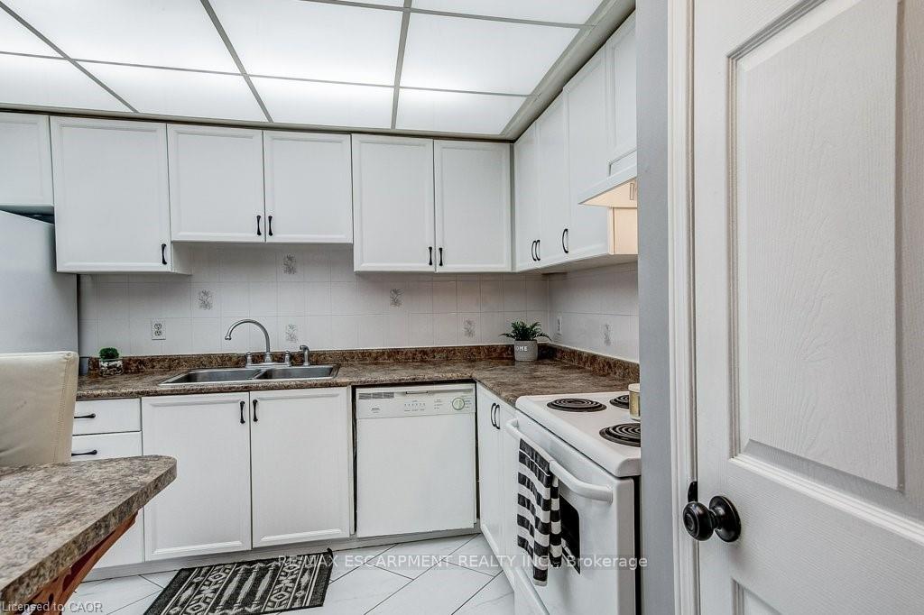 Photo 20 of Unit 22, 391 Stone Church Road E, Hamilton, Crerar — HOMEH