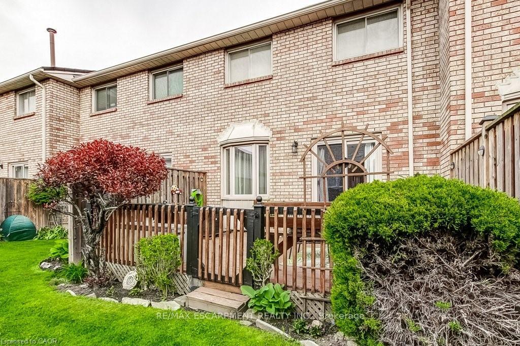 Photo 37 of Unit 22, 391 Stone Church Road E, Hamilton, Crerar — HOMEH