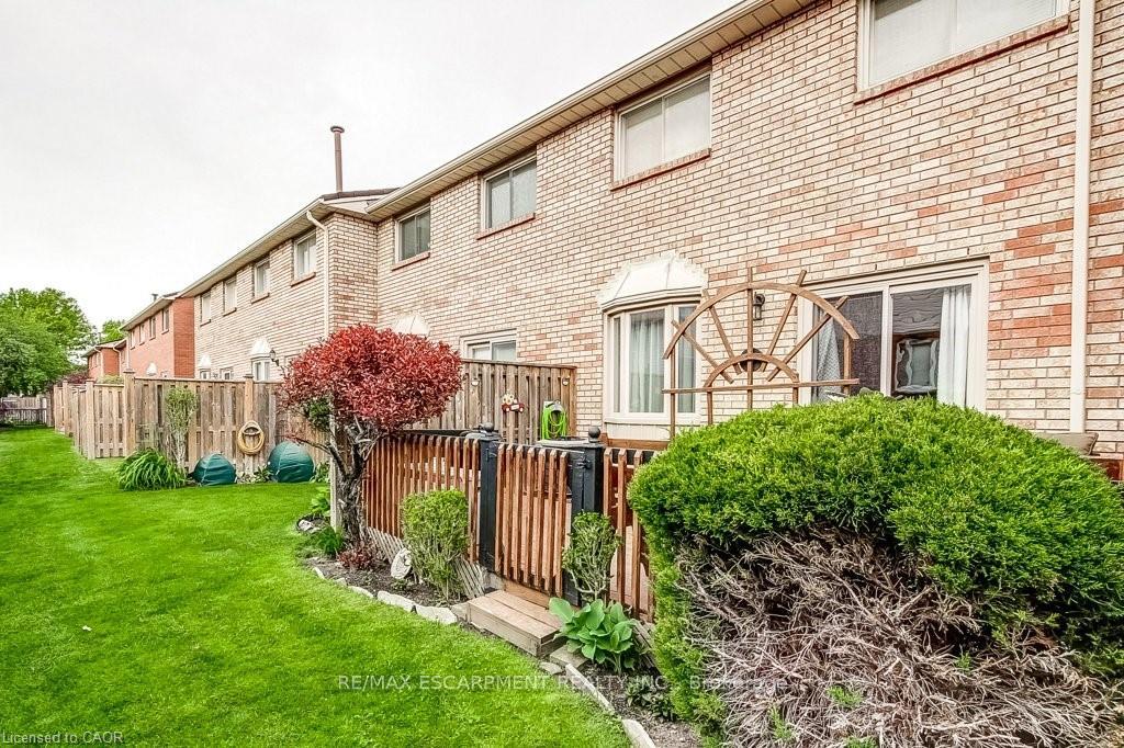 Photo 38 of Unit 22, 391 Stone Church Road E, Hamilton, Crerar — HOMEH