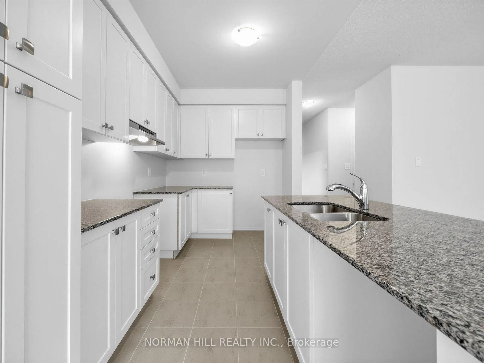 Photo 15 of 13 Guildhouse Drive, Brampton, Northwest Brampton — HOMEH