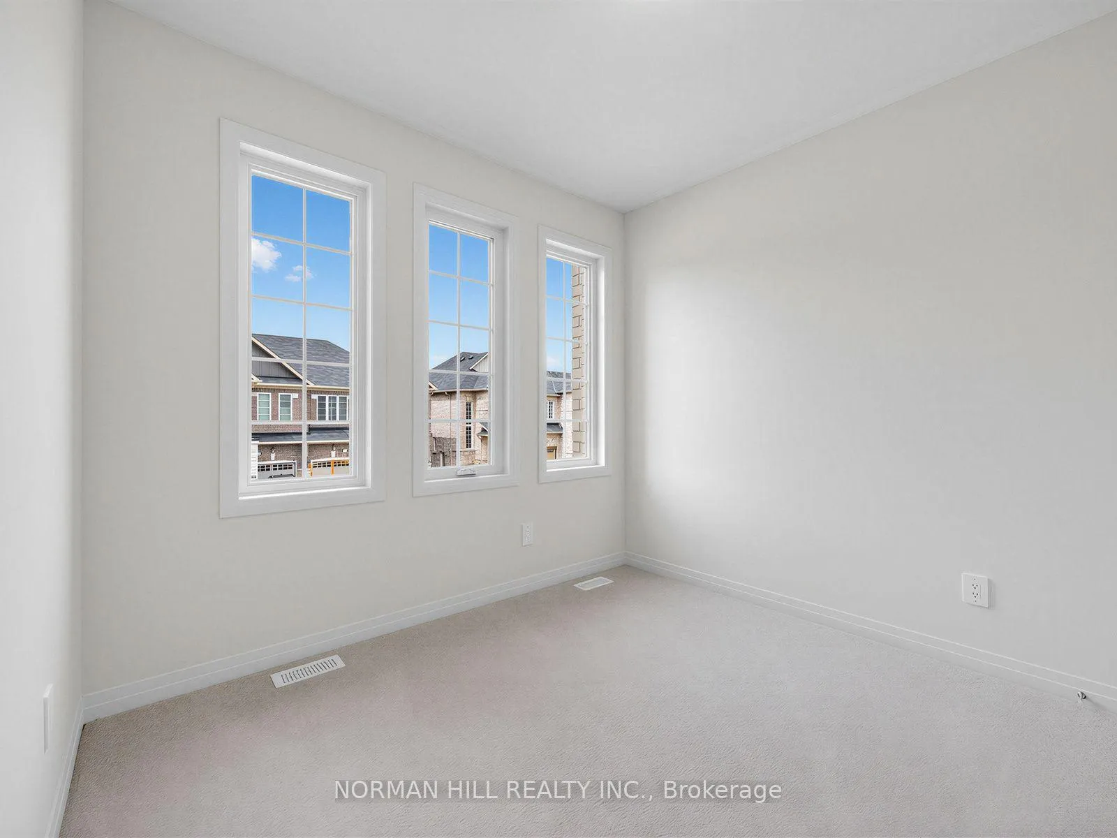 Photo 21 of 13 Guildhouse Drive, Brampton, Northwest Brampton — HOMEH