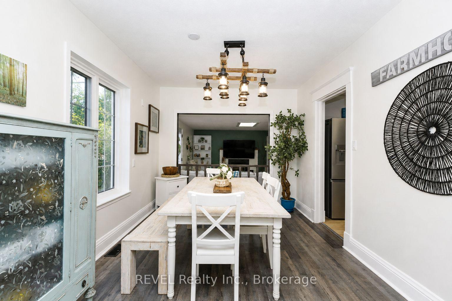 Photo 8 of 2791 Neptune Crescent, Niagara Falls, Stamford — HOMEH