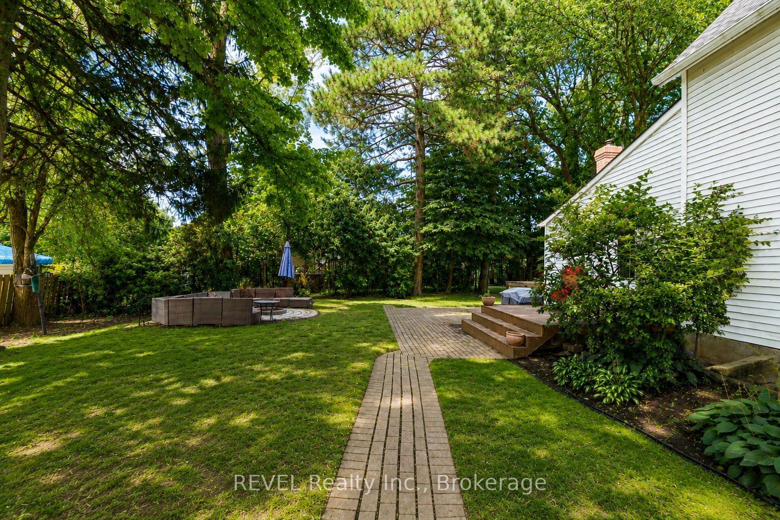 Photo 24 of 2791 Neptune Crescent, Niagara Falls, Stamford — HOMEH