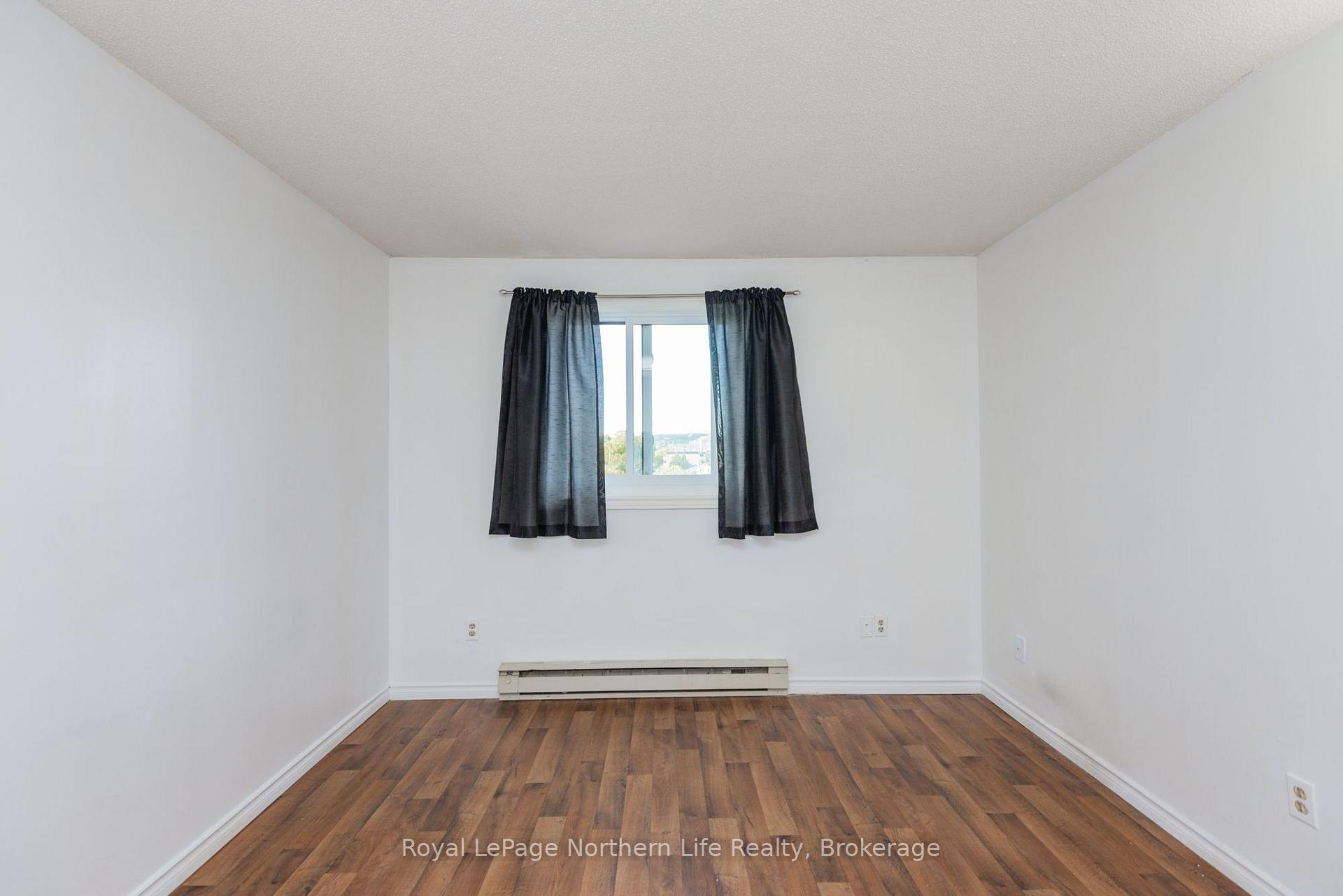 Photo 18 of Unit 407, 330 Sixth Avenue W, North Bay, Central — HOMEH