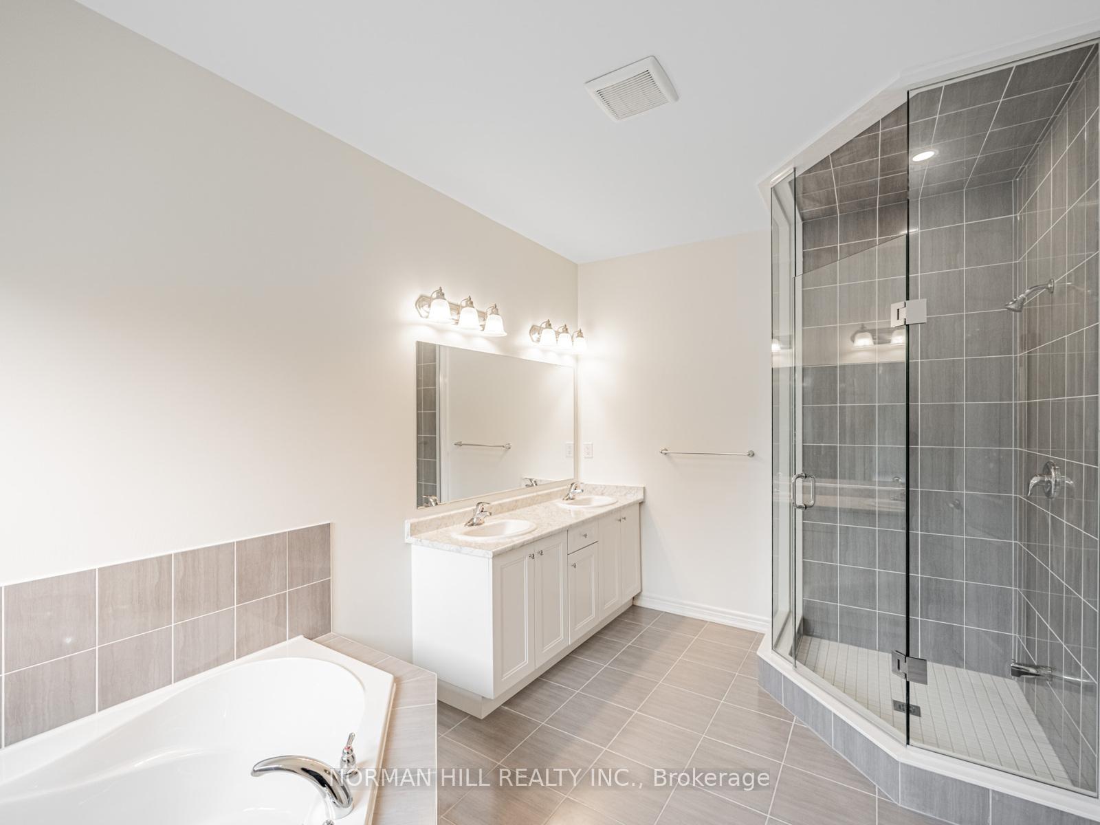 Photo 20 of 27 Unwind Crescent, Brampton, Credit Valley — HOMEH