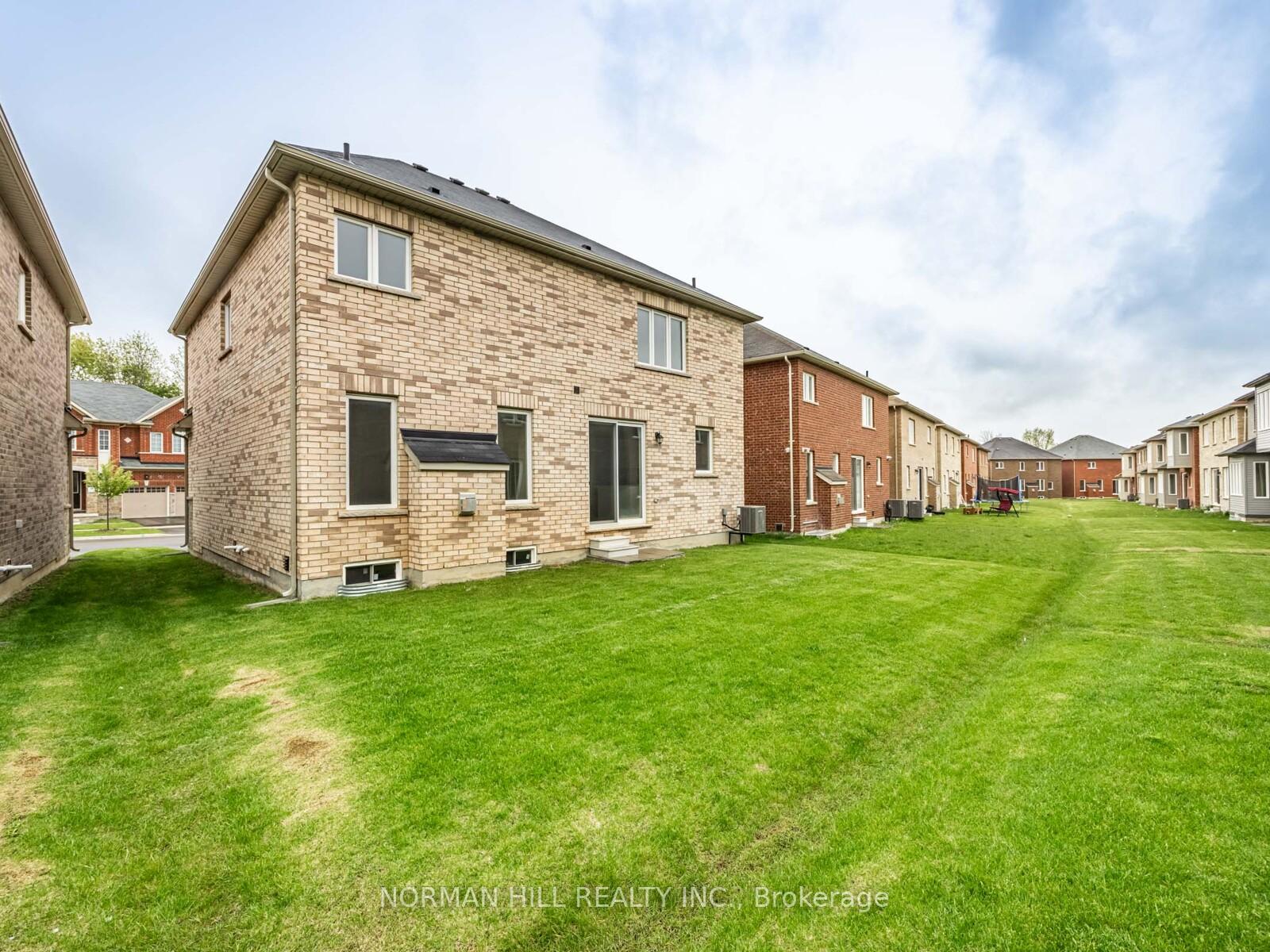 Photo 32 of 27 Unwind Crescent, Brampton, Credit Valley — HOMEH