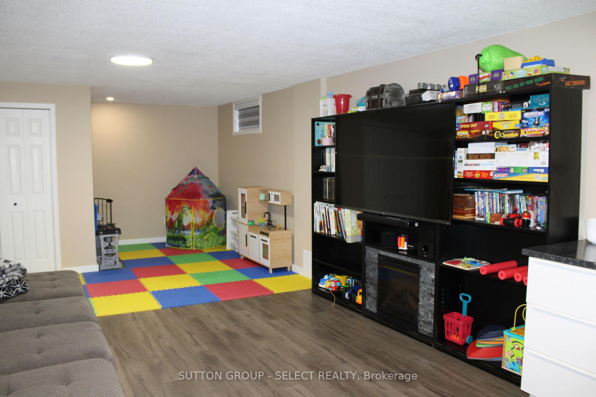 Photo 17 of 234 Parkview Drive, Strathroy-Caradoc, SE — HOMEH