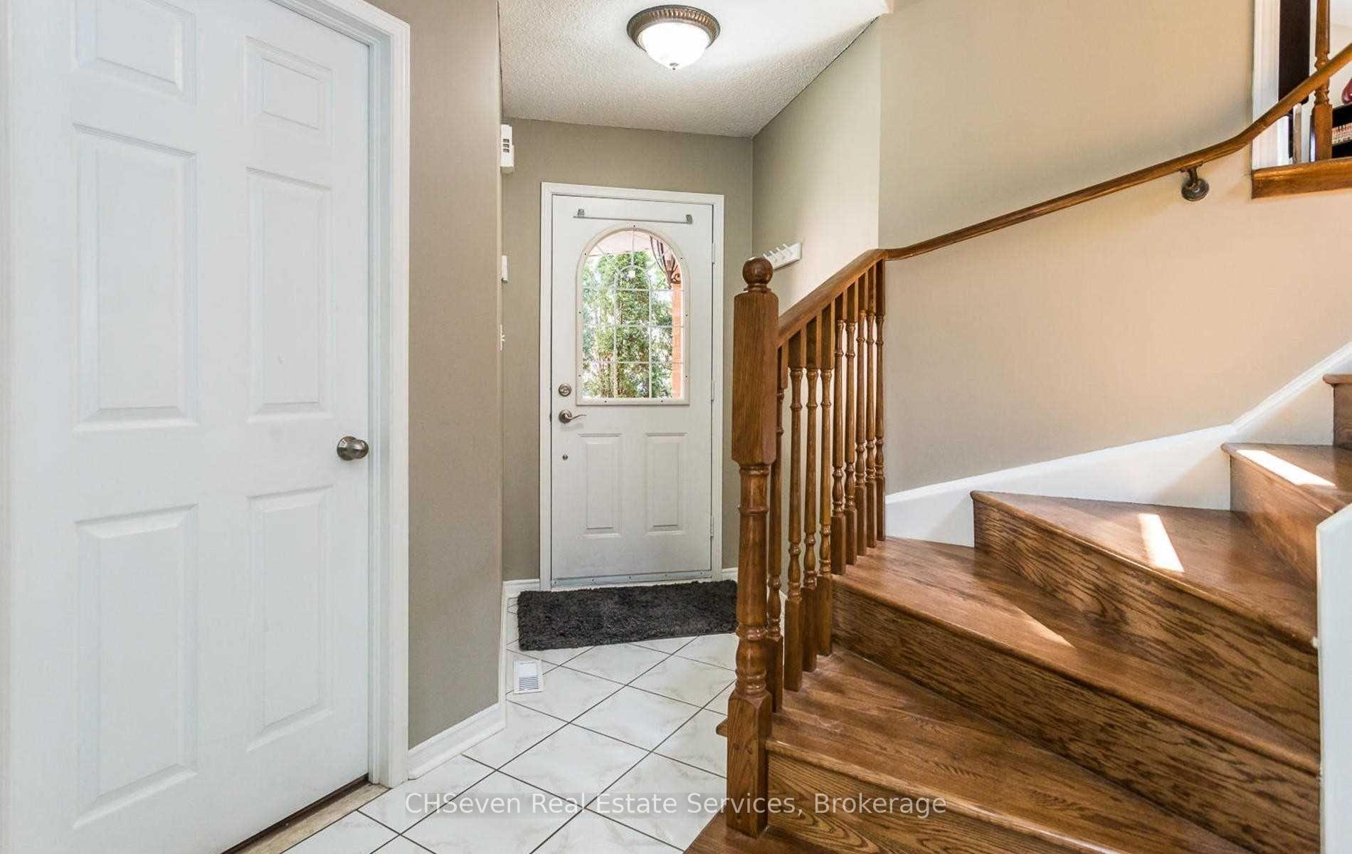 Photo 2 of 113 White Tail Crescent, Brampton, Fletcher's West — HOMEH