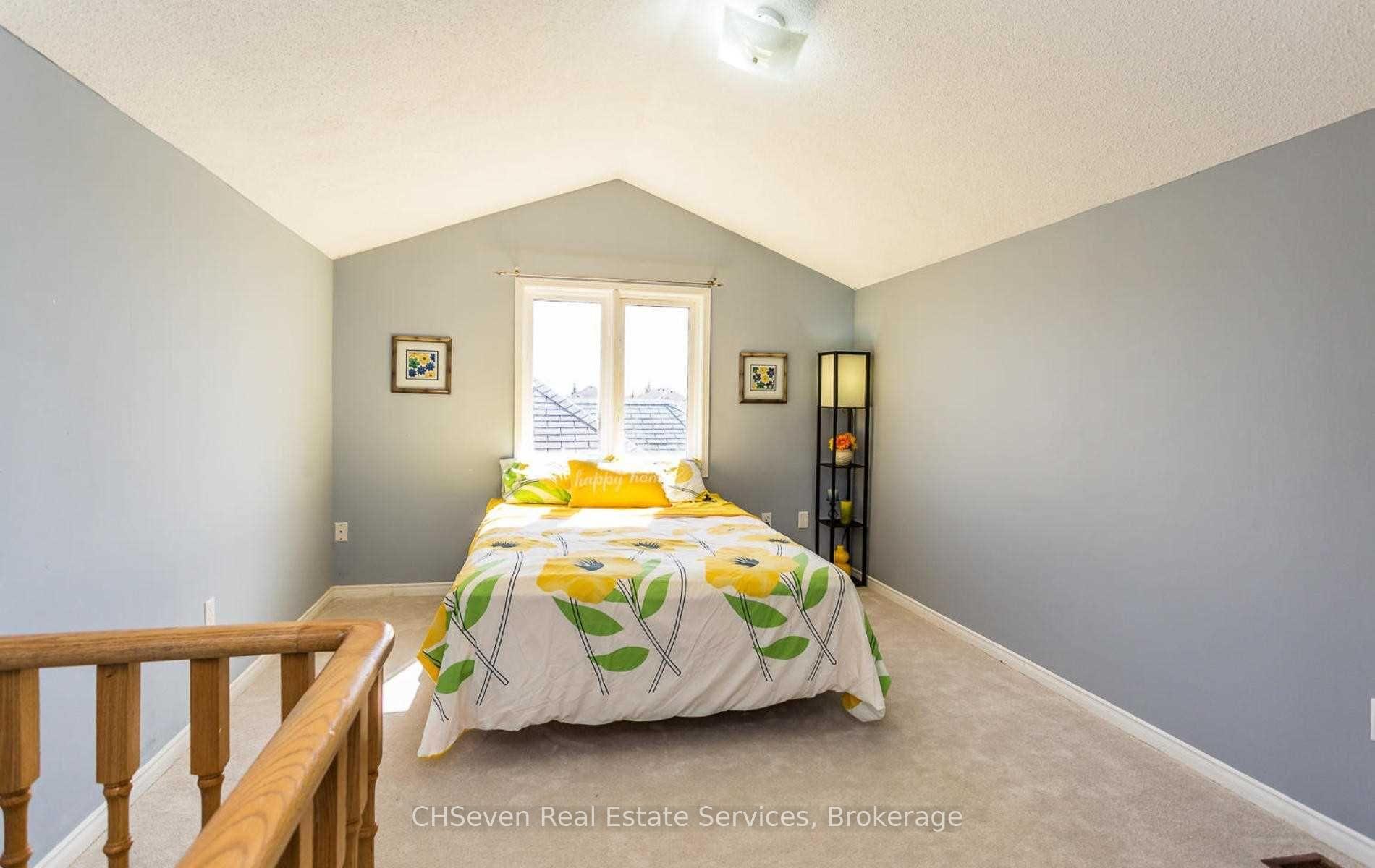 Photo 13 of 113 White Tail Crescent, Brampton, Fletcher's West — HOMEH