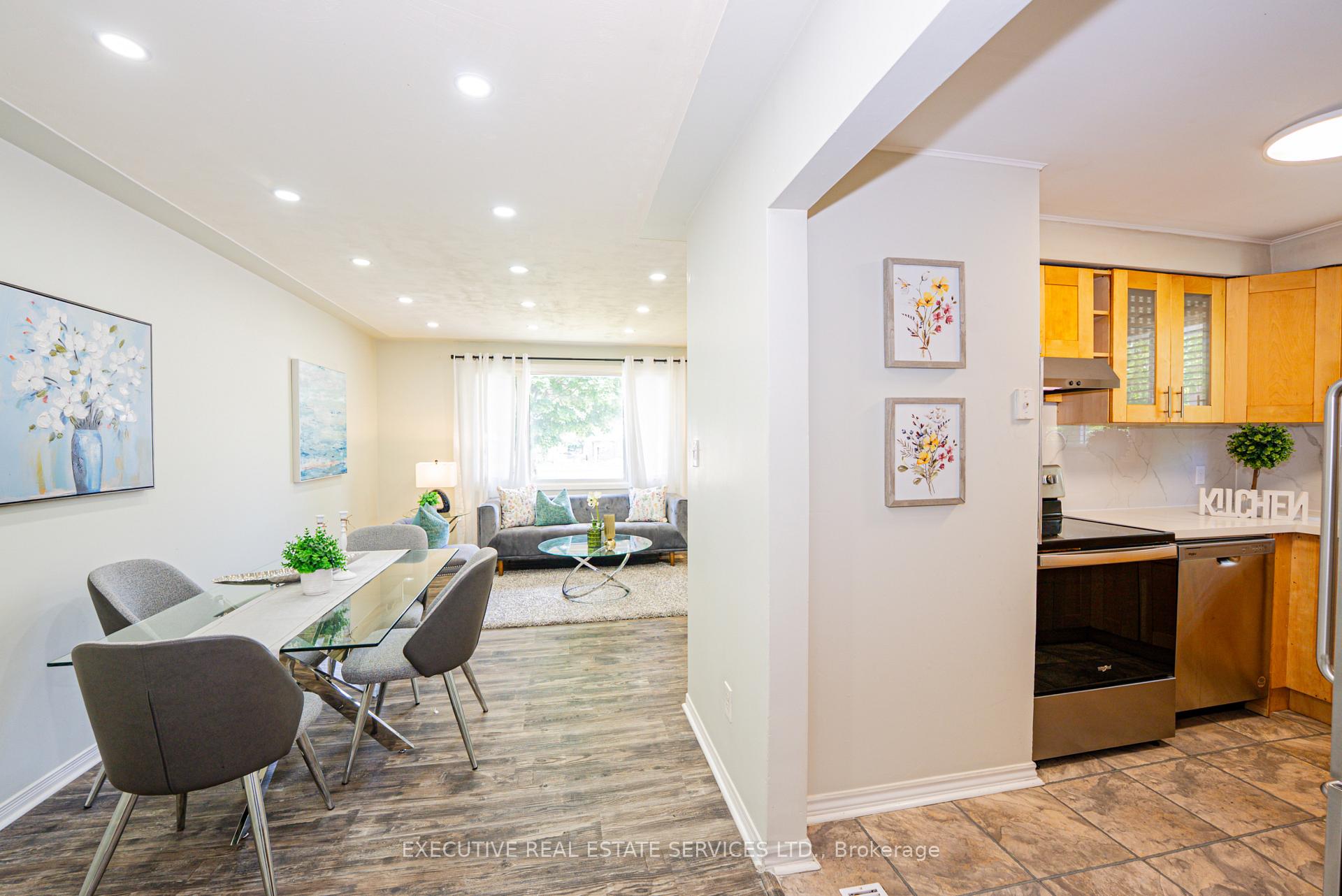 Photo 15 of 77 Overlea Drive, Kitchener, Meinzinger — HOMEH