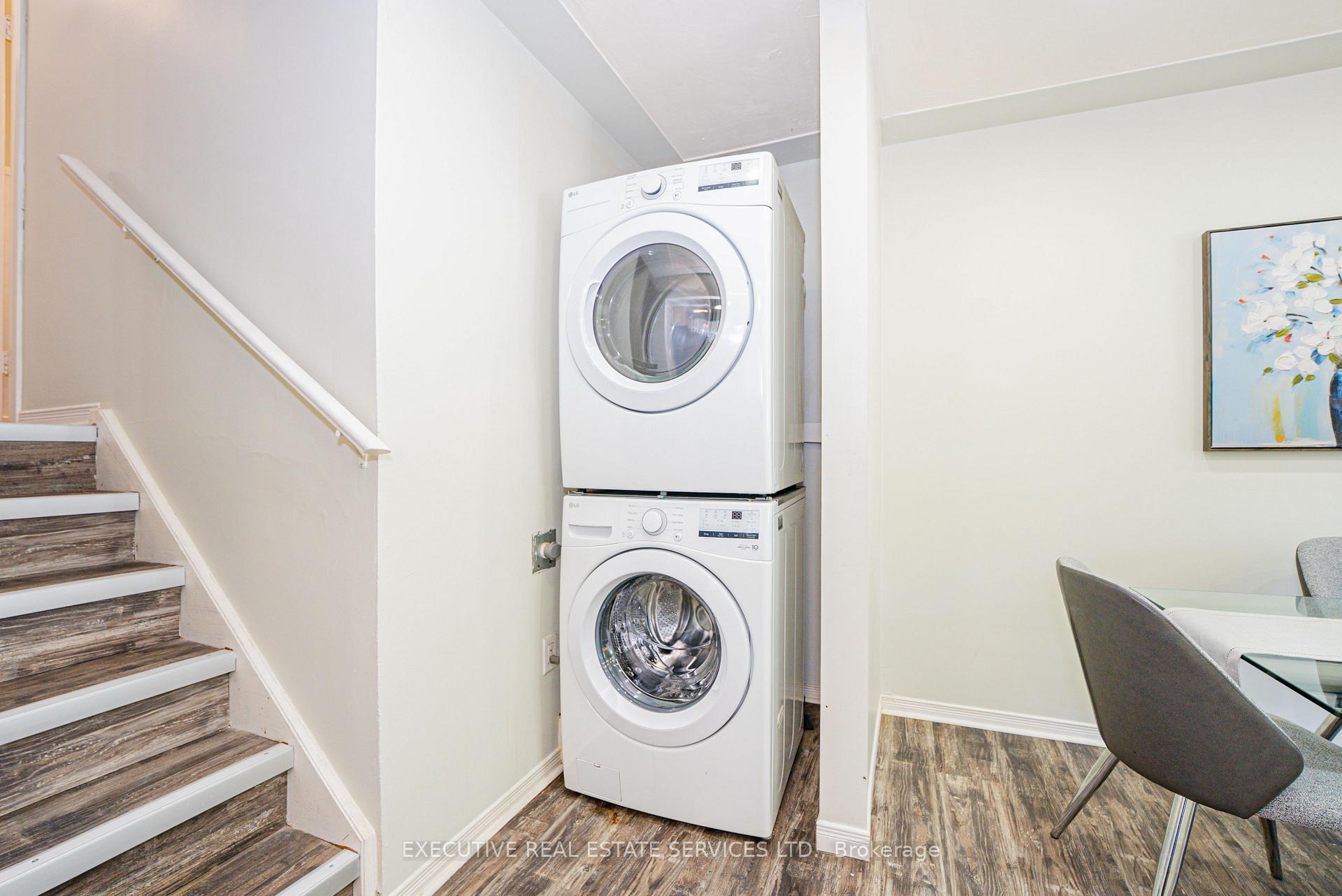 Photo 16 of 77 Overlea Drive, Kitchener, Meinzinger — HOMEH