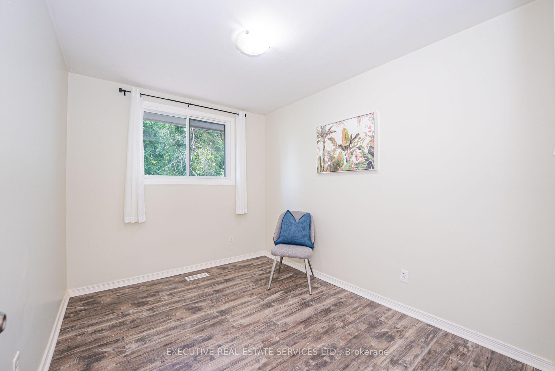 Photo 21 of 77 Overlea Drive, Kitchener, Meinzinger — HOMEH