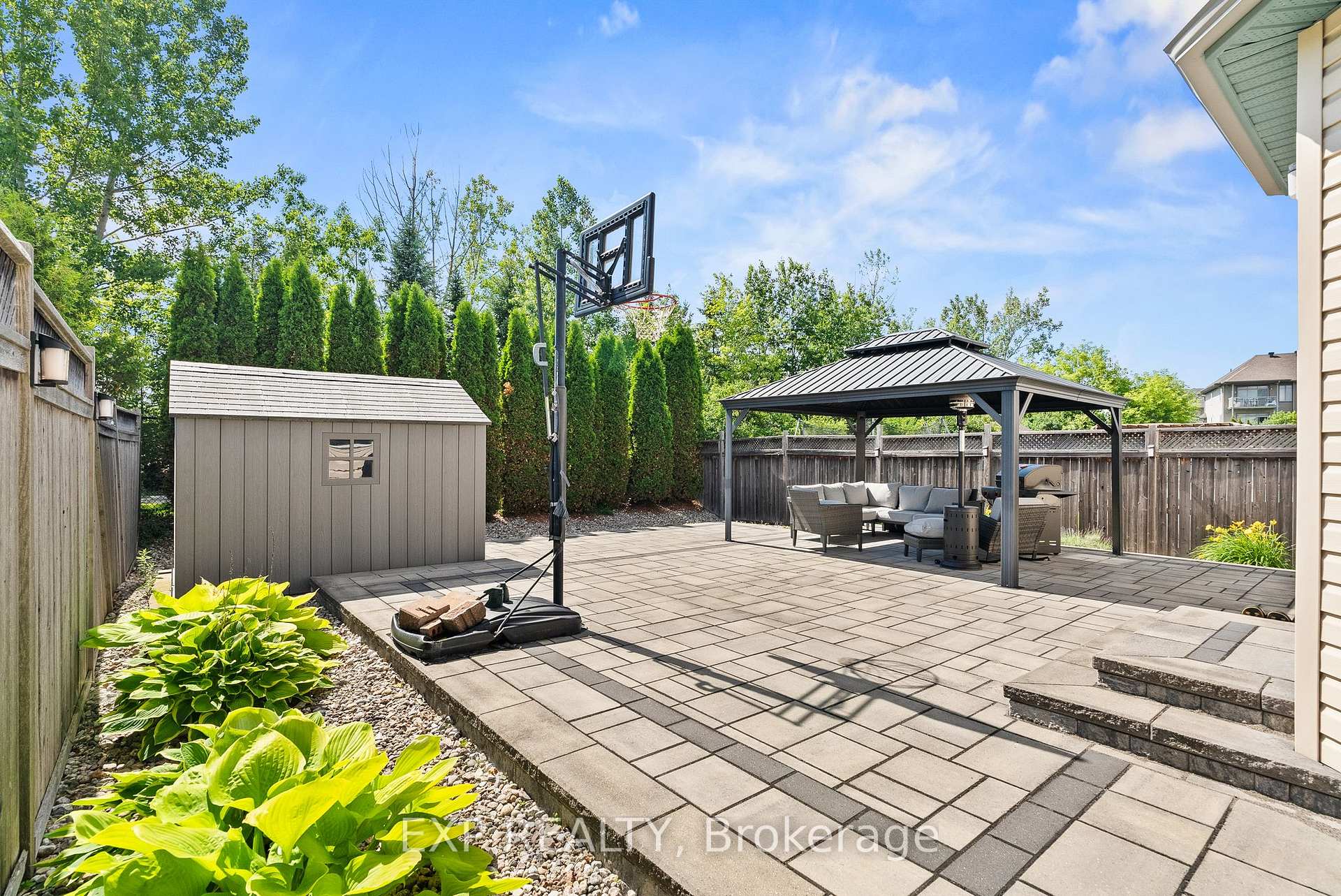 Photo 3 of 112 Redcliff Avenue, Ottawa, Barrhaven - Longfields — HOMEH