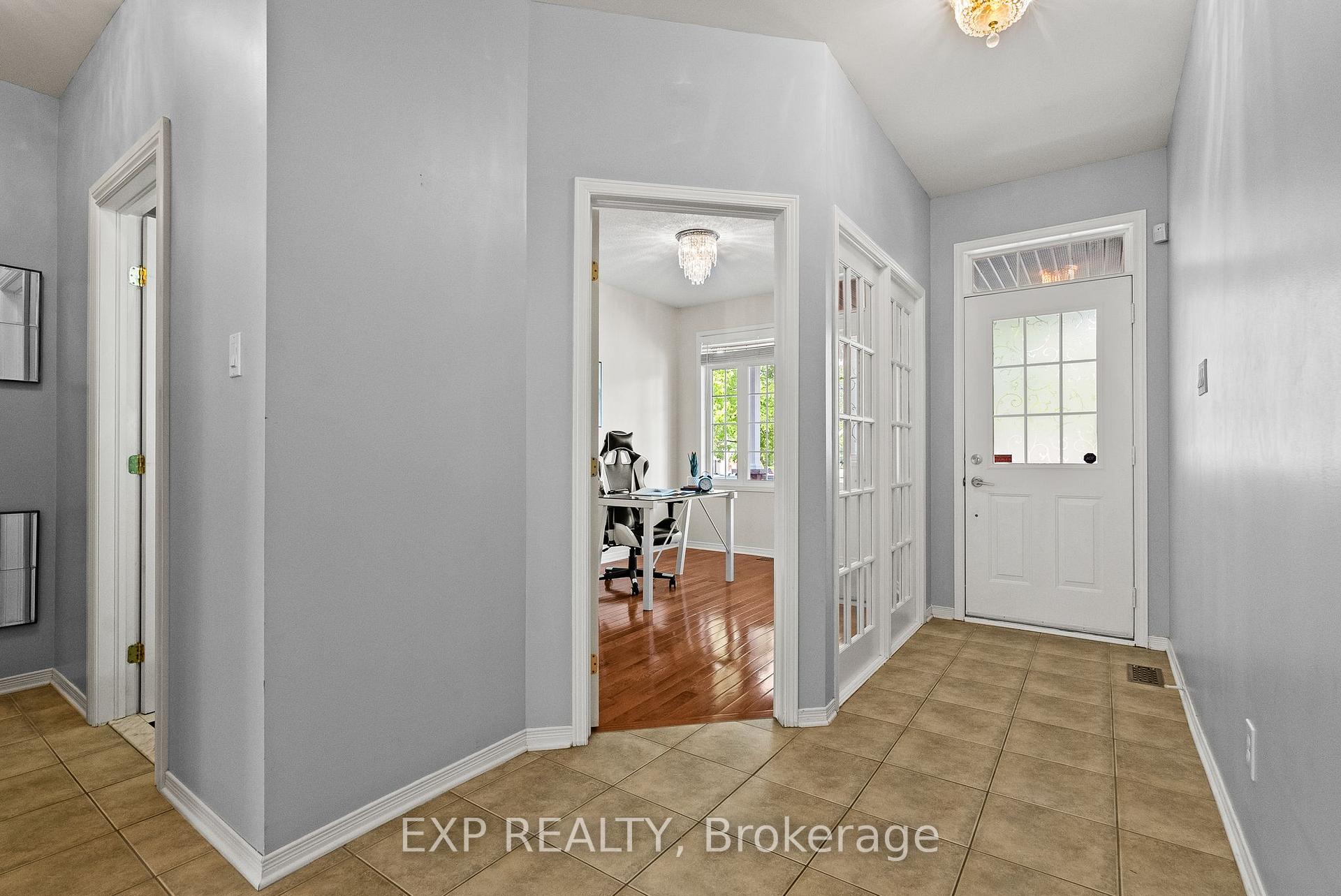 Photo 8 of 112 Redcliff Avenue, Ottawa, Barrhaven - Longfields — HOMEH