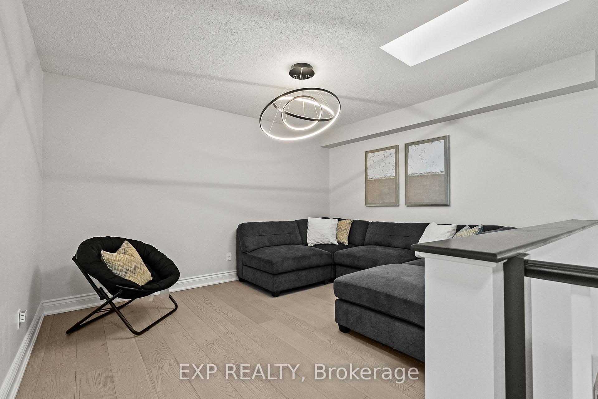 Photo 28 of 112 Redcliff Avenue, Ottawa, Barrhaven - Longfields — HOMEH
