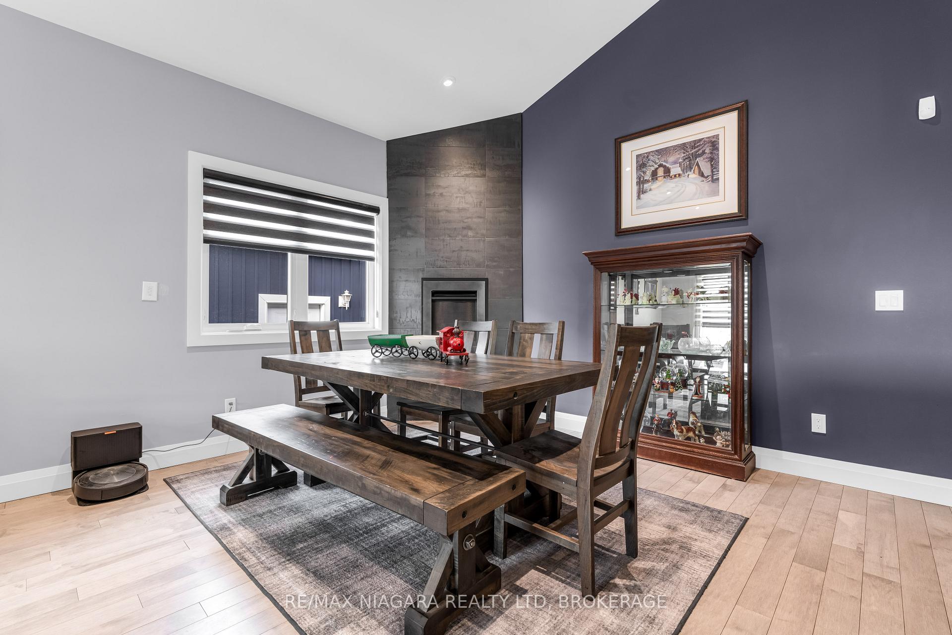 Photo 12 of 5 Heron Pointe Road, Port Colborne, Sugarloaf — HOMEH