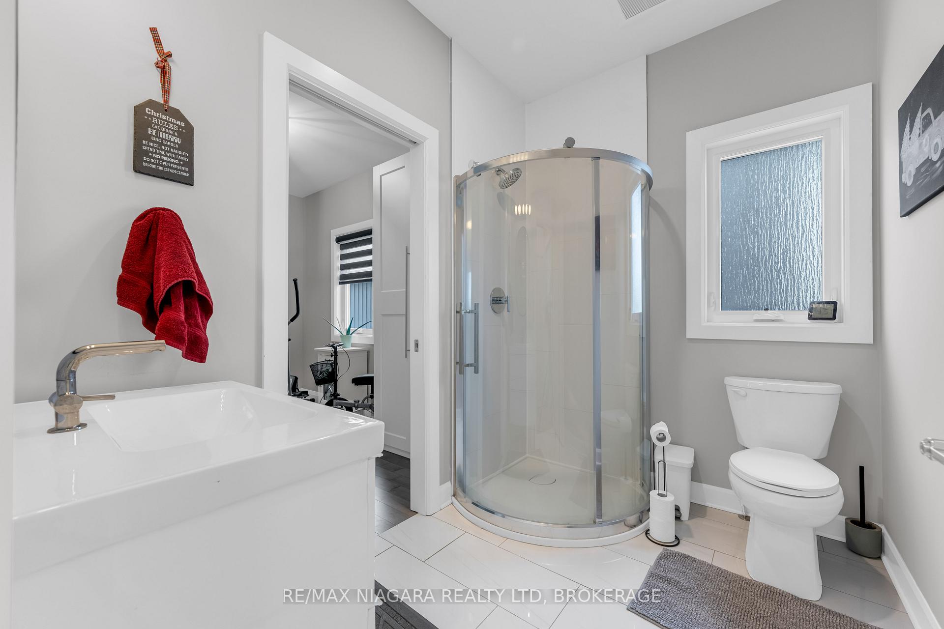 Photo 24 of 5 Heron Pointe Road, Port Colborne, Sugarloaf — HOMEH