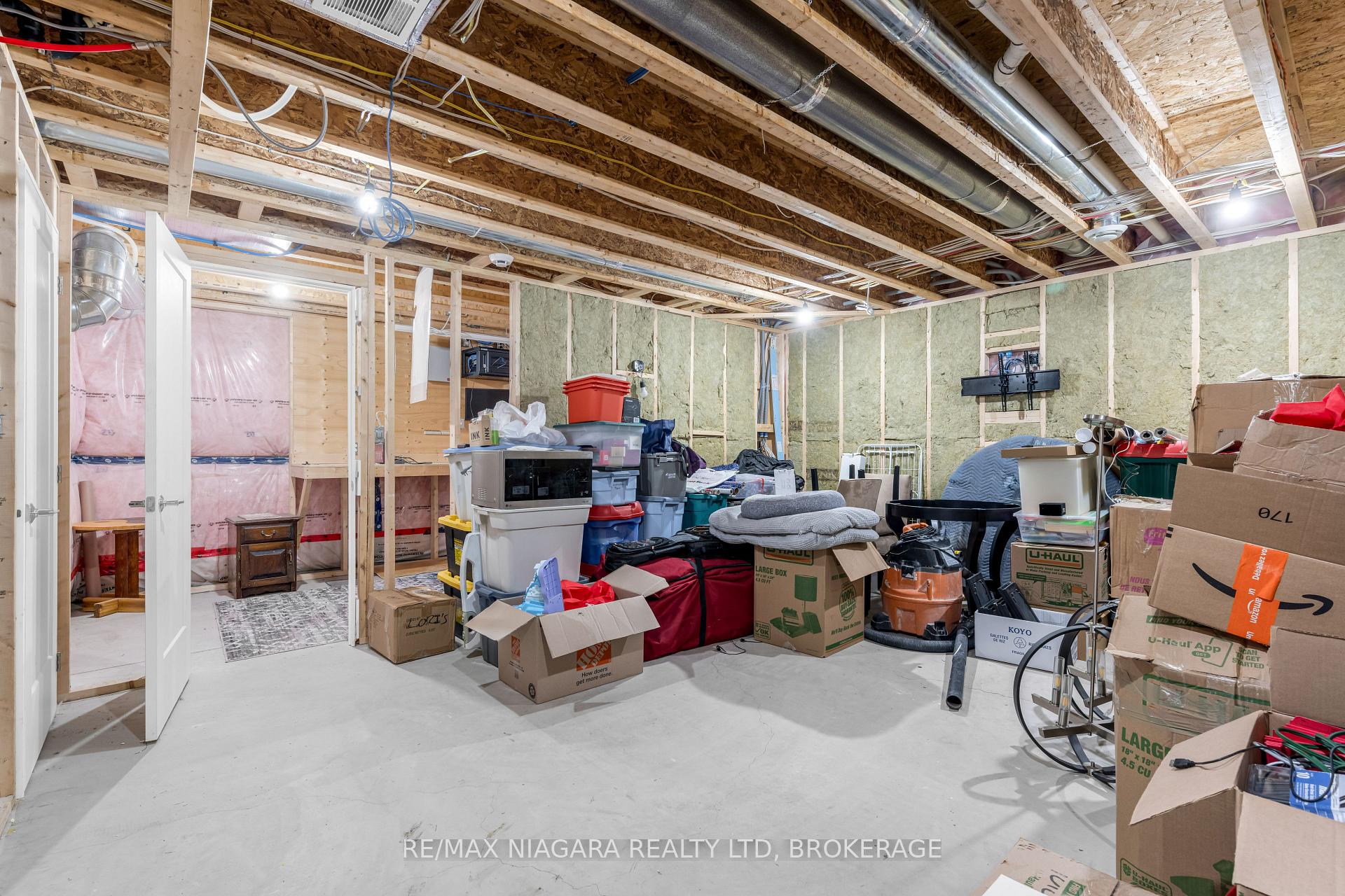 Photo 36 of 5 Heron Pointe Road, Port Colborne, Sugarloaf — HOMEH