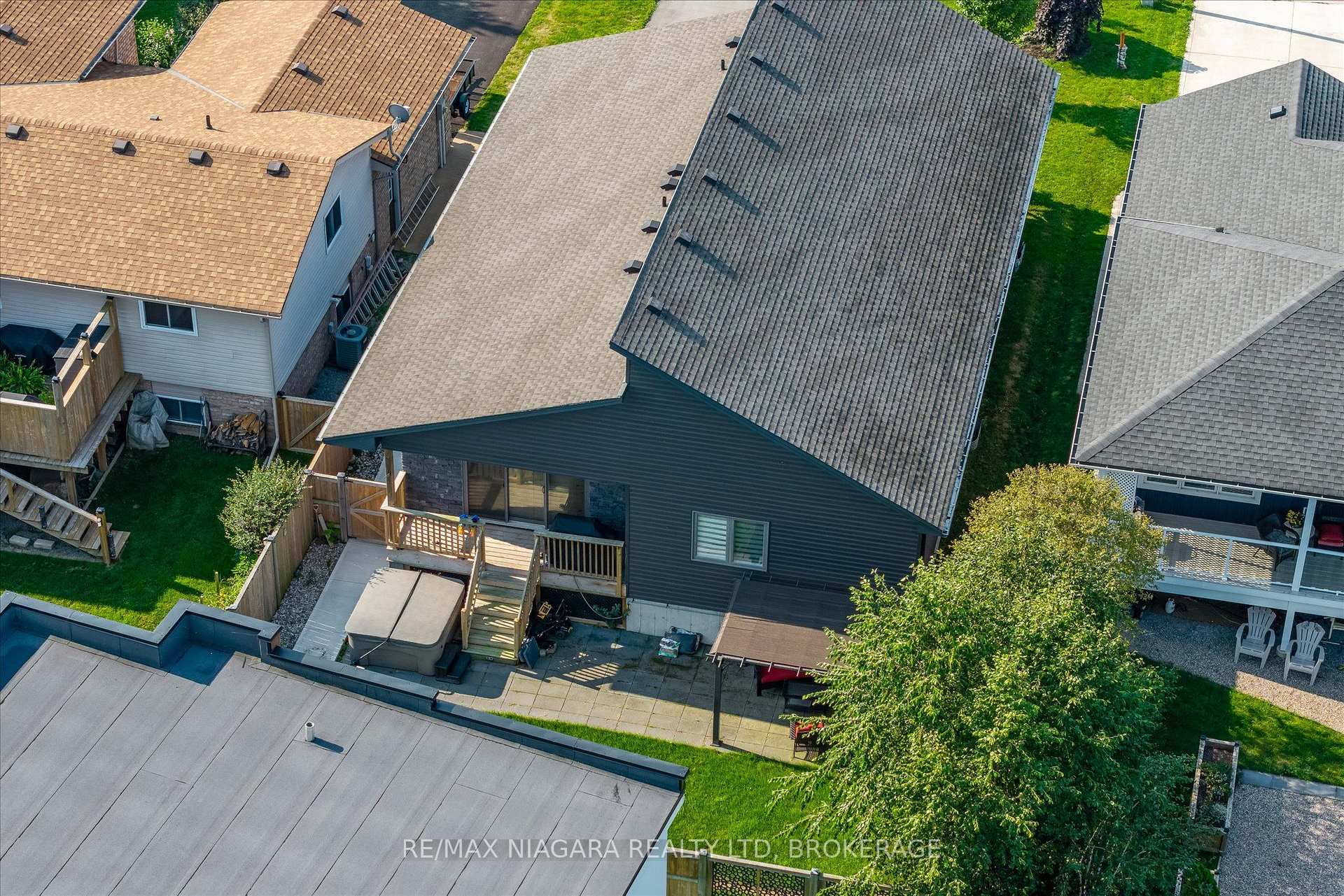 Photo 46 of 5 Heron Pointe Road, Port Colborne, Sugarloaf — HOMEH