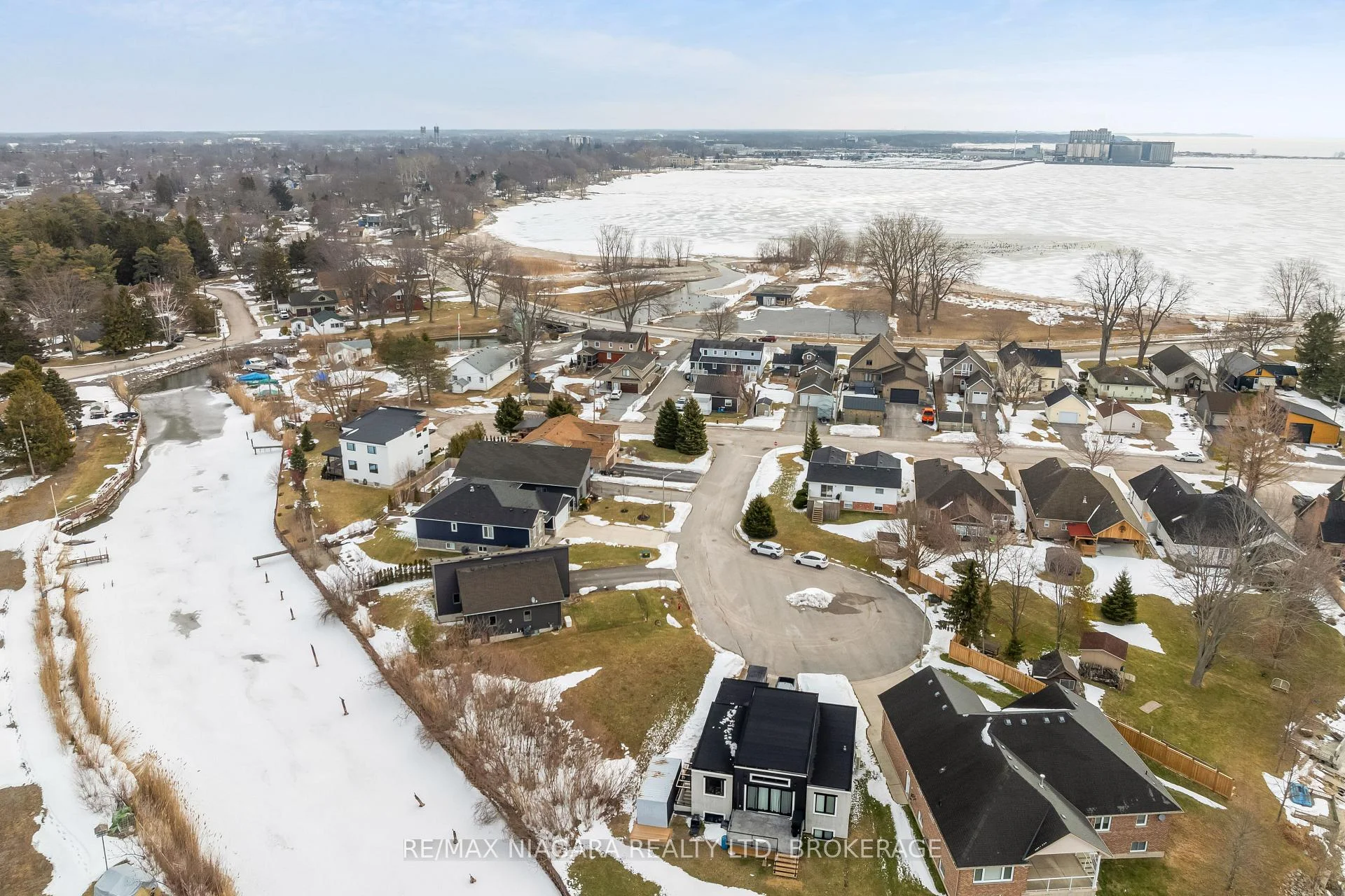Photo 47 of 5 Heron Pointe Road, Port Colborne, Sugarloaf — HOMEH