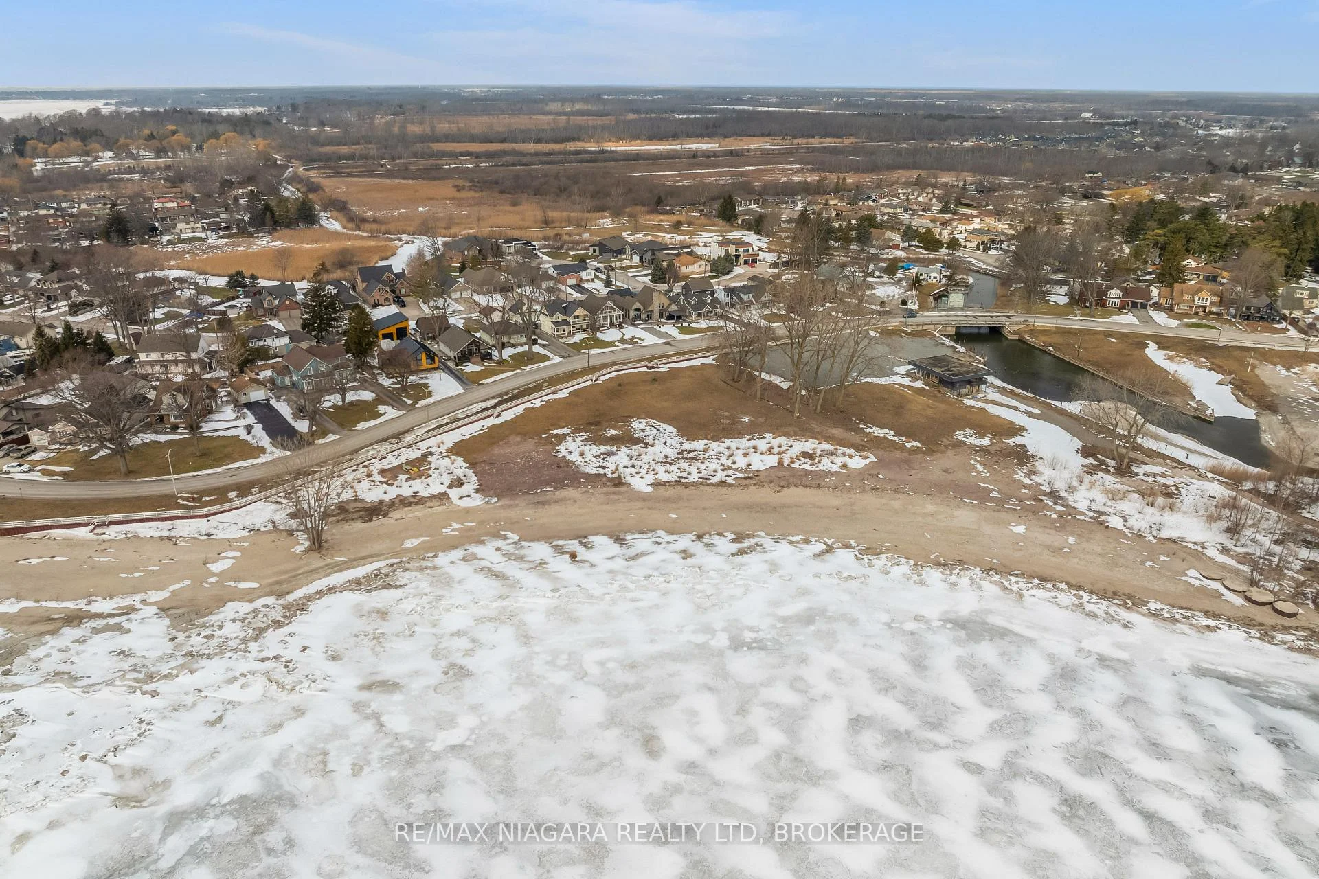 Photo 51 of 5 Heron Pointe Road, Port Colborne, Sugarloaf — HOMEH