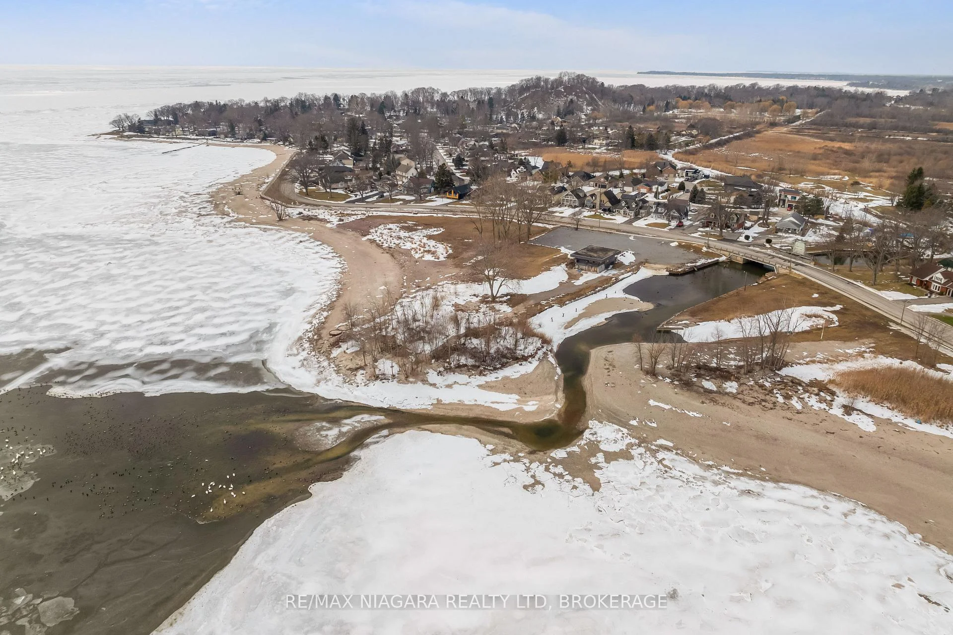 Photo 53 of 5 Heron Pointe Road, Port Colborne, Sugarloaf — HOMEH
