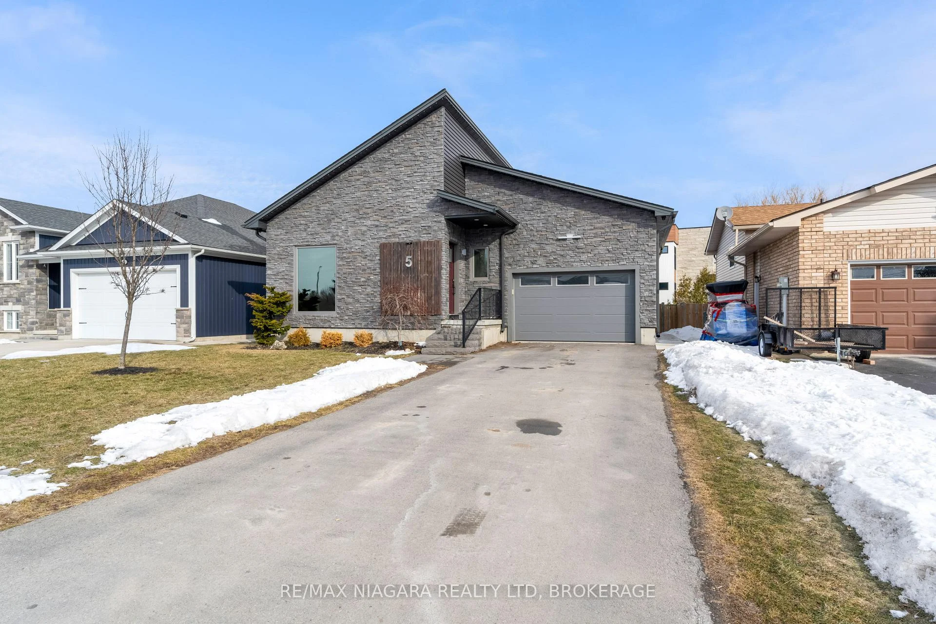 Photo 57 of 5 Heron Pointe Road, Port Colborne, Sugarloaf — HOMEH