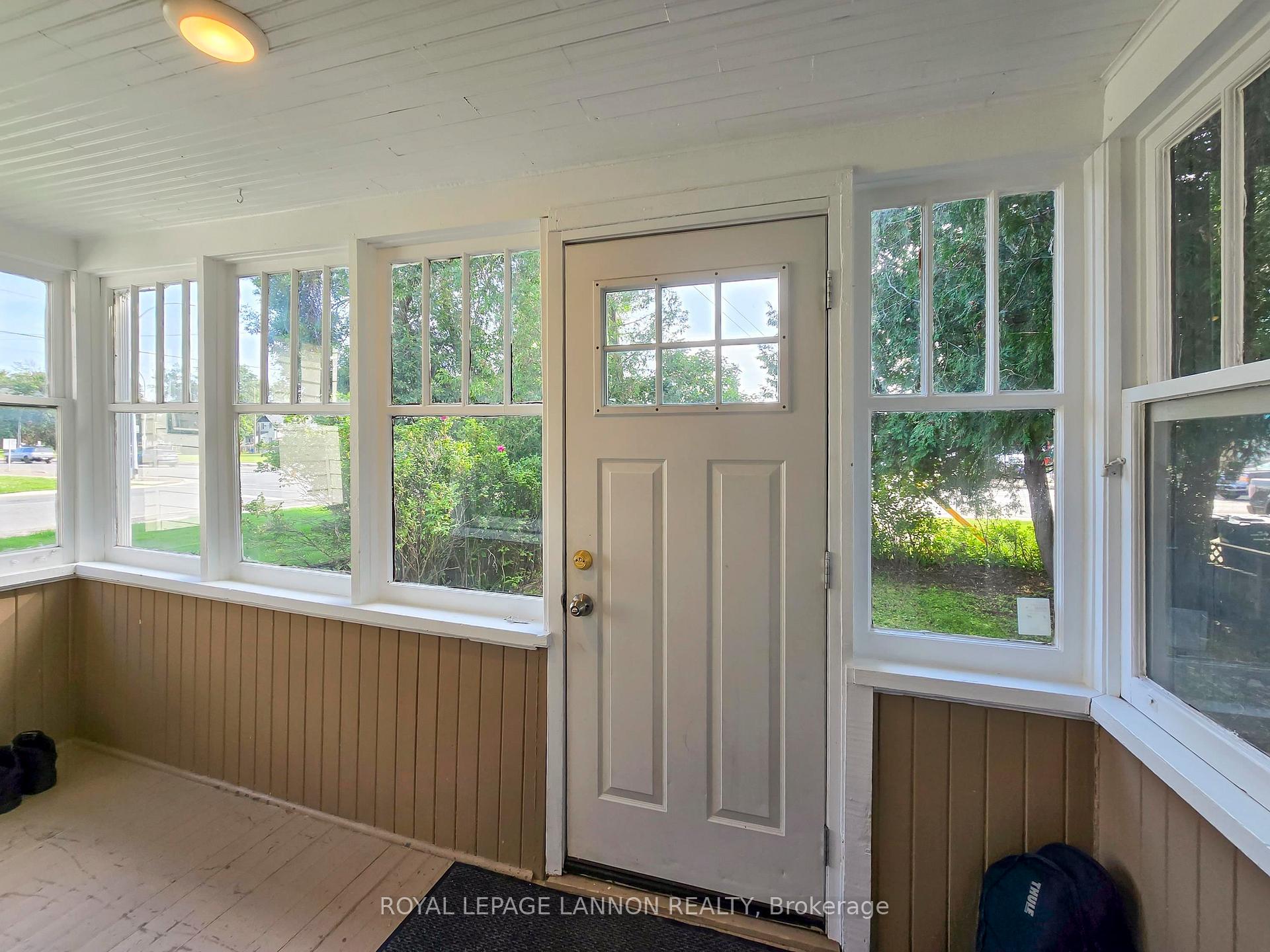 Photo 12 of 349 Vickers St N, Thunder Bay, McKeller Park — HOMEH