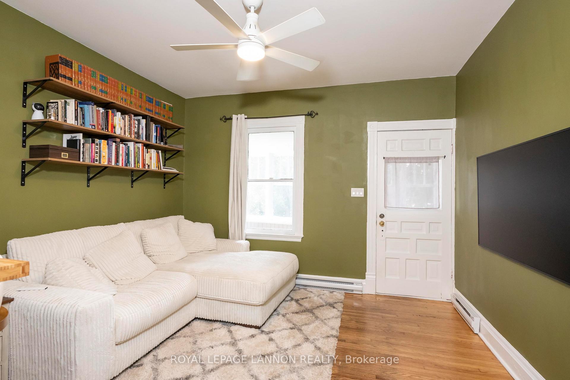 Photo 18 of 349 Vickers St N, Thunder Bay, McKeller Park — HOMEH