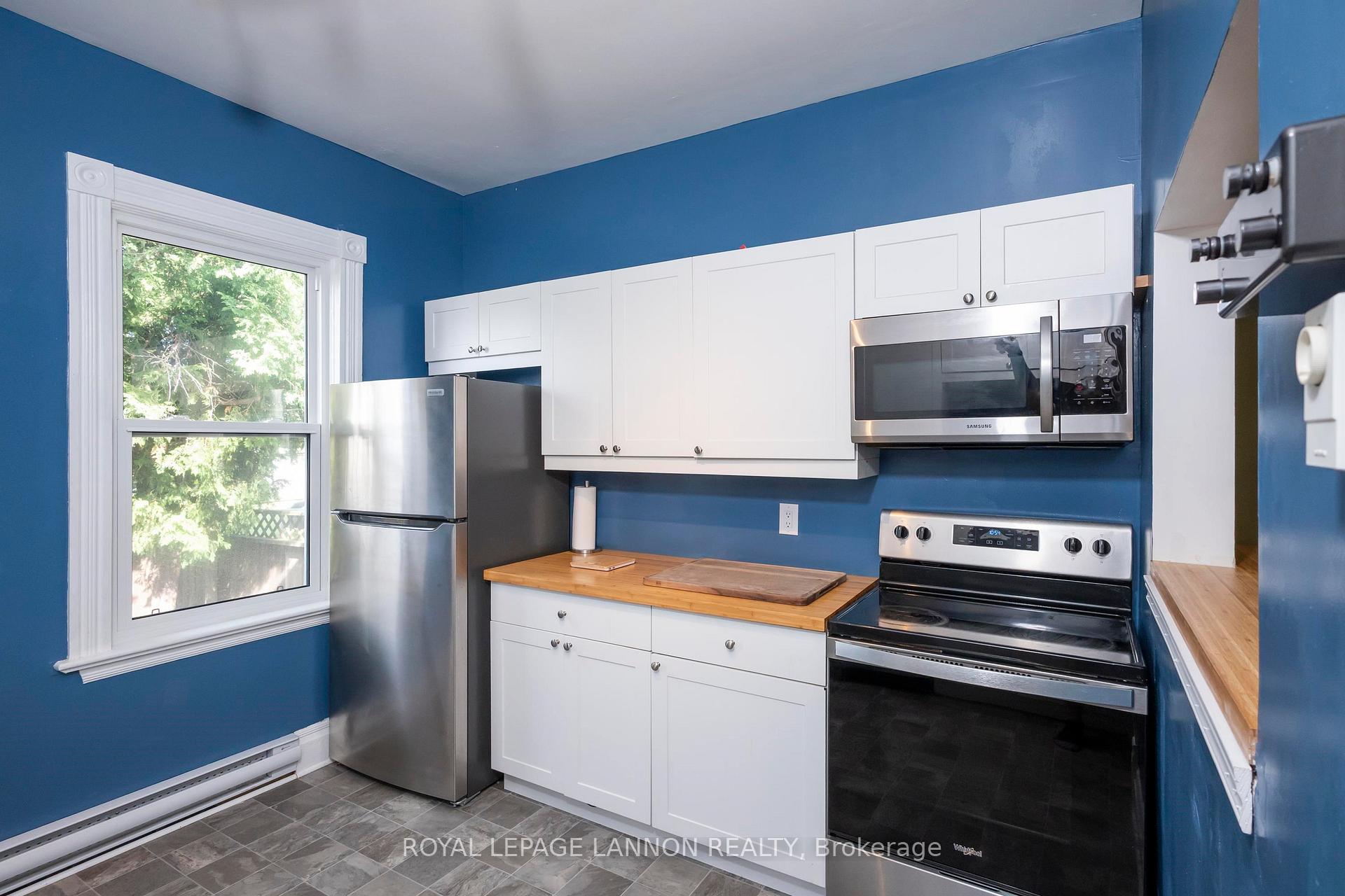 Photo 21 of 349 Vickers St N, Thunder Bay, McKeller Park — HOMEH