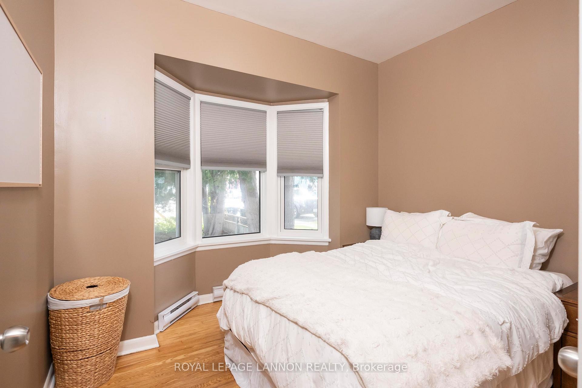 Photo 27 of 349 Vickers St N, Thunder Bay, McKeller Park — HOMEH
