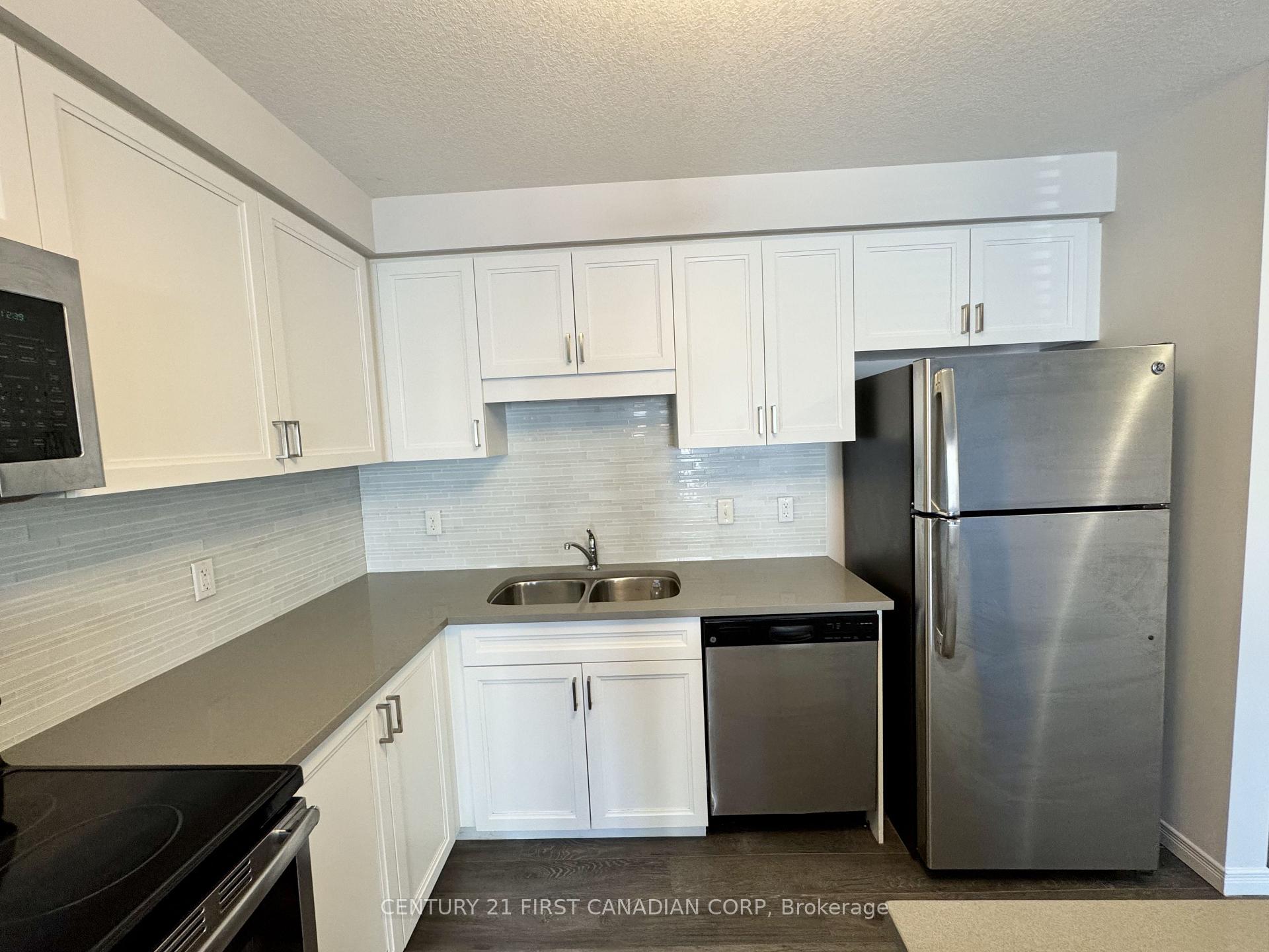 Photo 5 of 3186 Singleton Avenue, London, South W — HOMEH