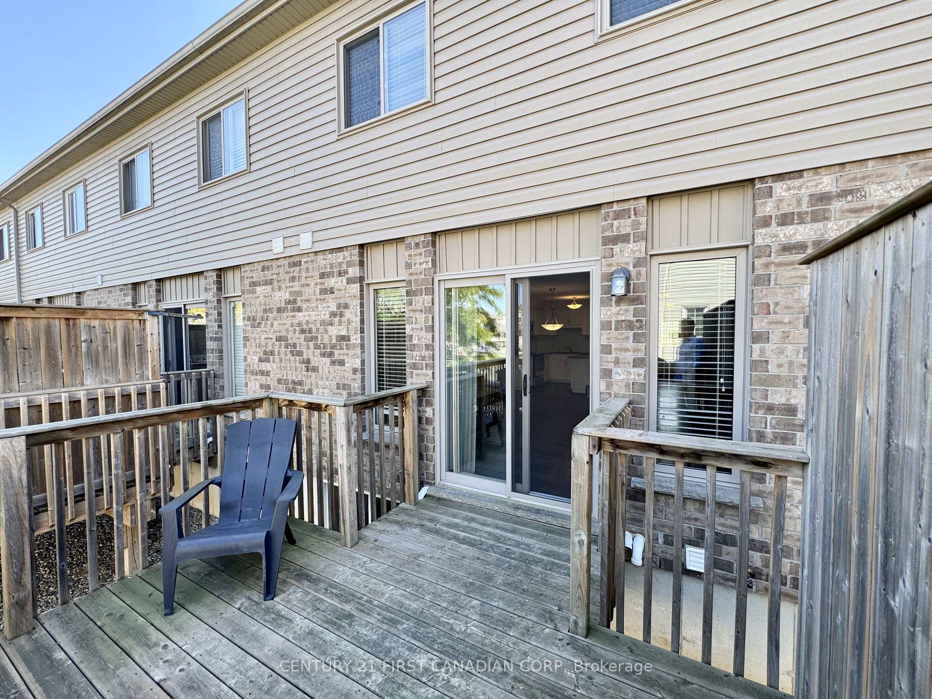 Photo 23 of 3186 Singleton Avenue, London, South W — HOMEH