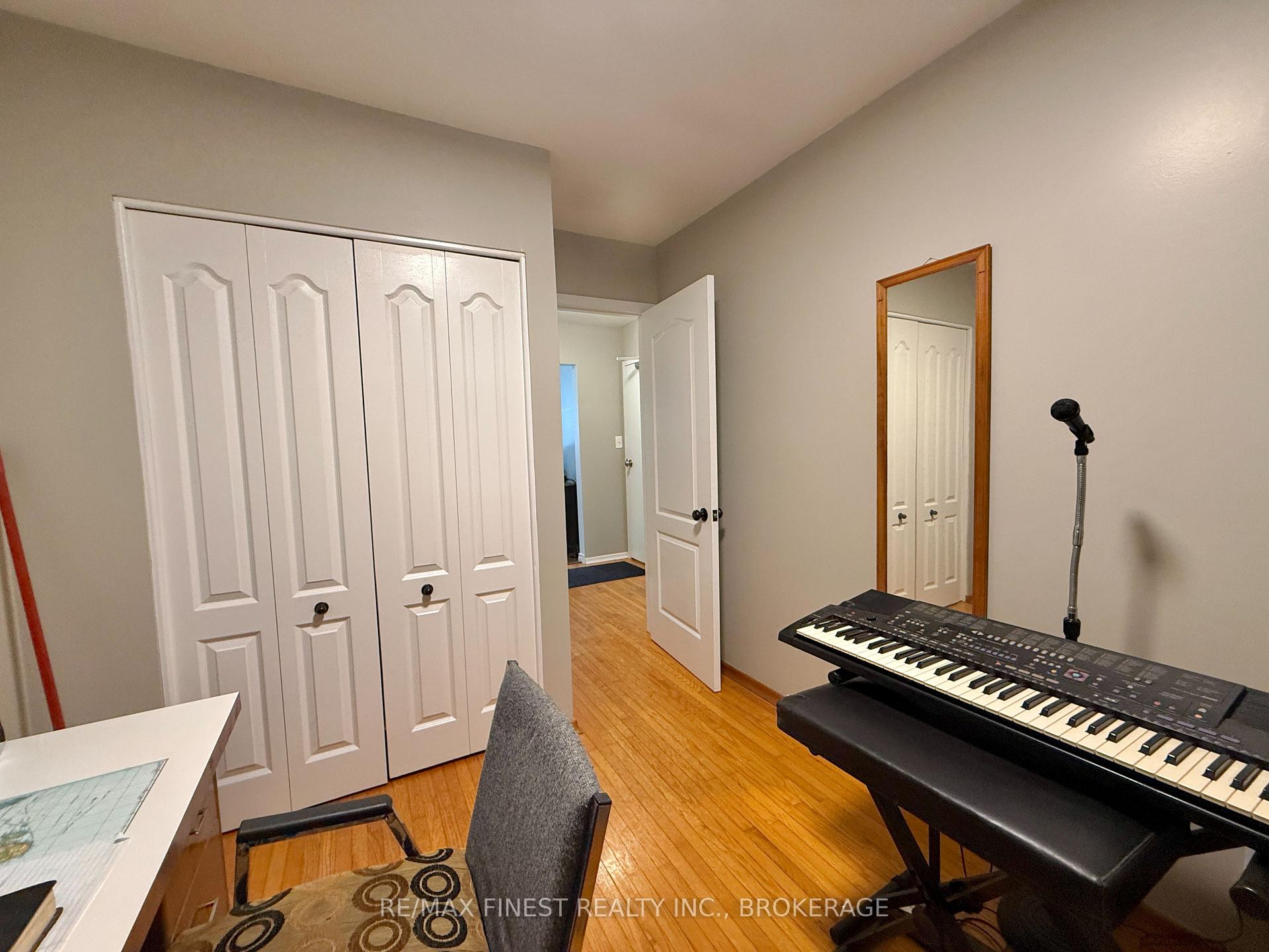 Photo 14 of 102 Chatham Street, Kingston, East of Sir John A. Blvd — HOMEH