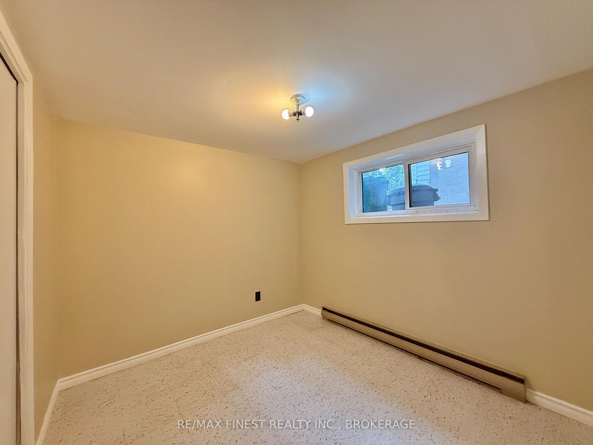 Photo 24 of 102 Chatham Street, Kingston, East of Sir John A. Blvd — HOMEH
