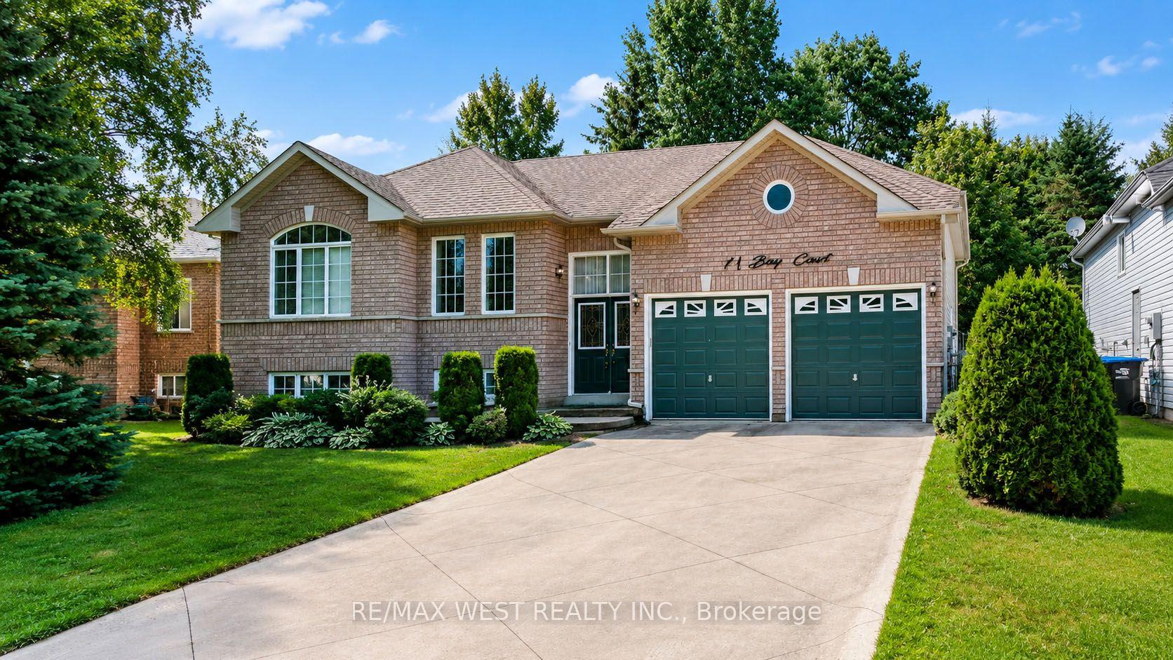 Front of 11 Bay Court